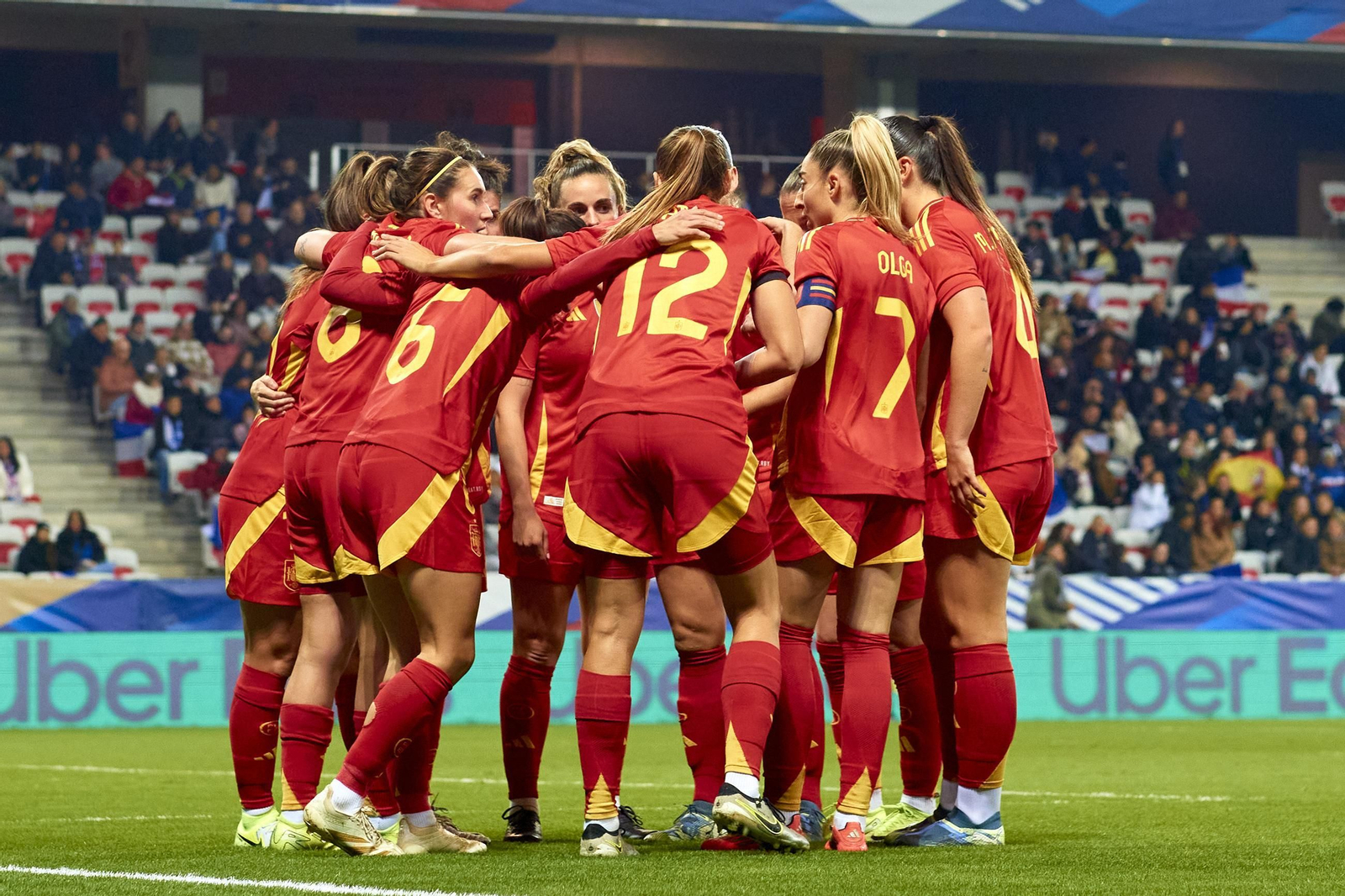 Las fotos de la exhibición de España femenina en Francia