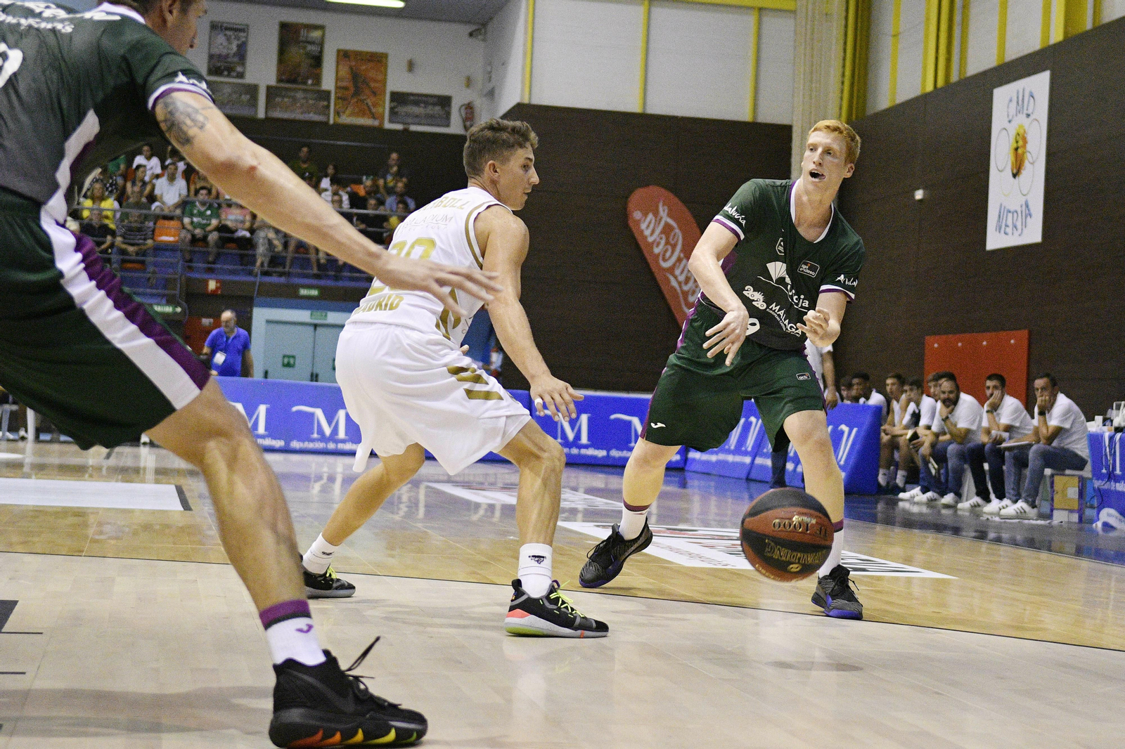 Las fotos del Unicaja - Real Madrid en Nerja