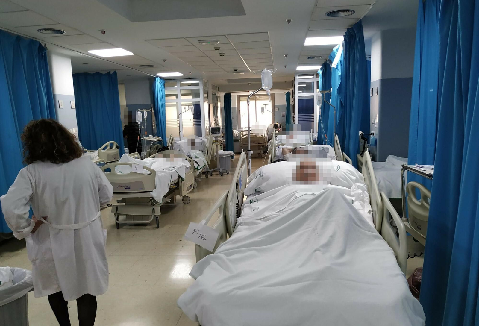 Urgencias de Torrecárdenas con esperas de hasta 24 horas para ser ingresados Urgencias de Torrecárdenas con esperas de hasta 24 horas para ser ingresados