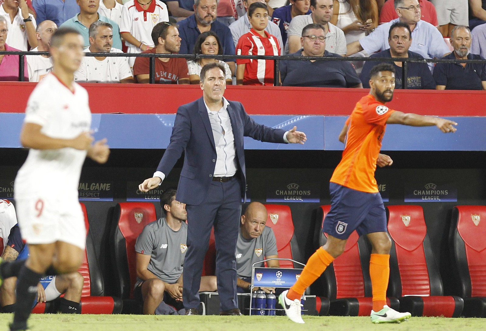 Las imágenes del Sevilla-Basaksehir