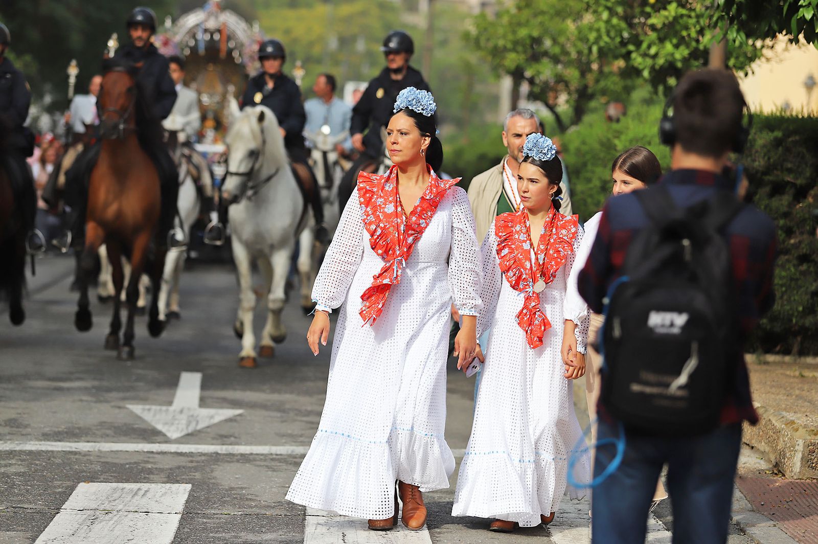 El Rocío 2023: Imágenes de los peregrinos de la Hermandad de Emigrantes