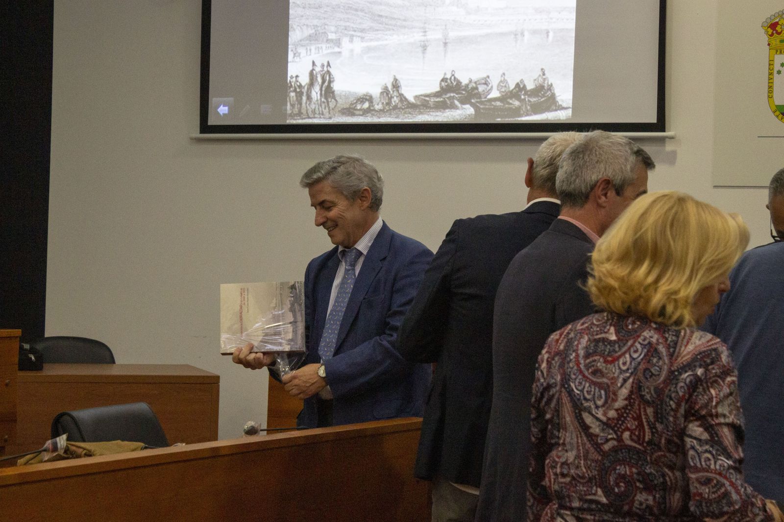 Fotos de la presentación del libro 'La imagen de Gibraltar y su Campo (II). De 1800 a 1850'.