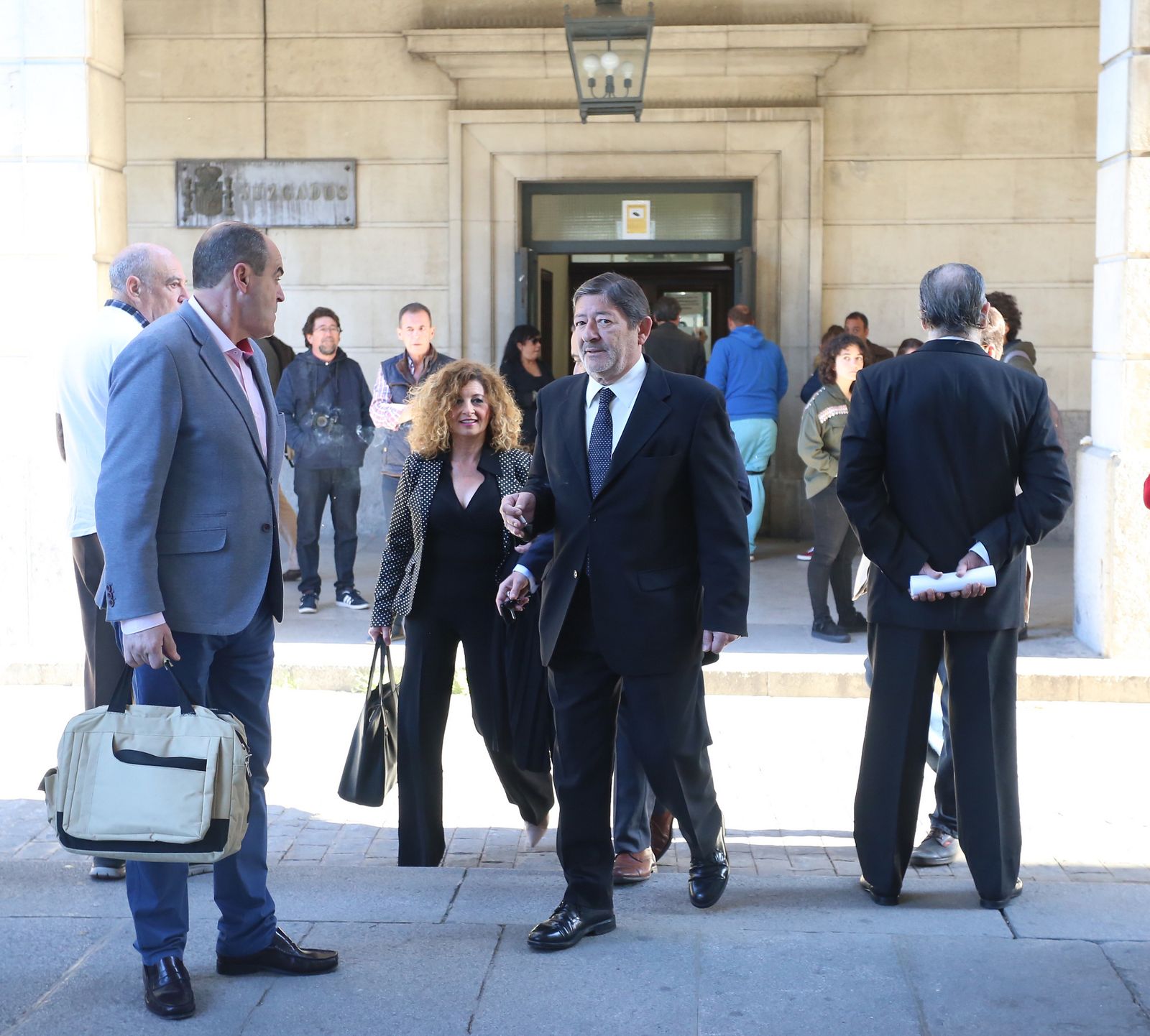 Francisco Javier Guerrero en su llegada a la Audiencia