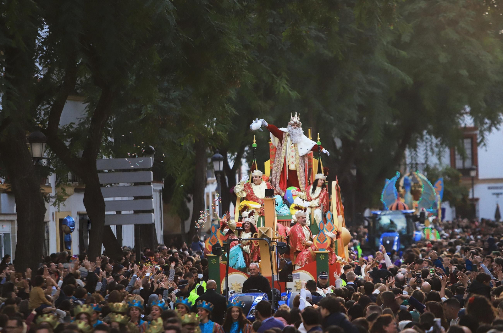 Imágenes de la Cabalgata de los Reyes Magos de Jerez 2025