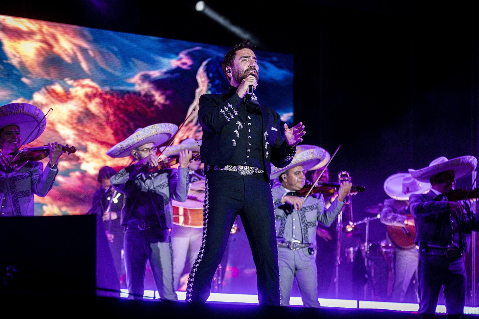 Búscate en el concierto de Alejandro Fernández en Concert Music Festival de Chiclana