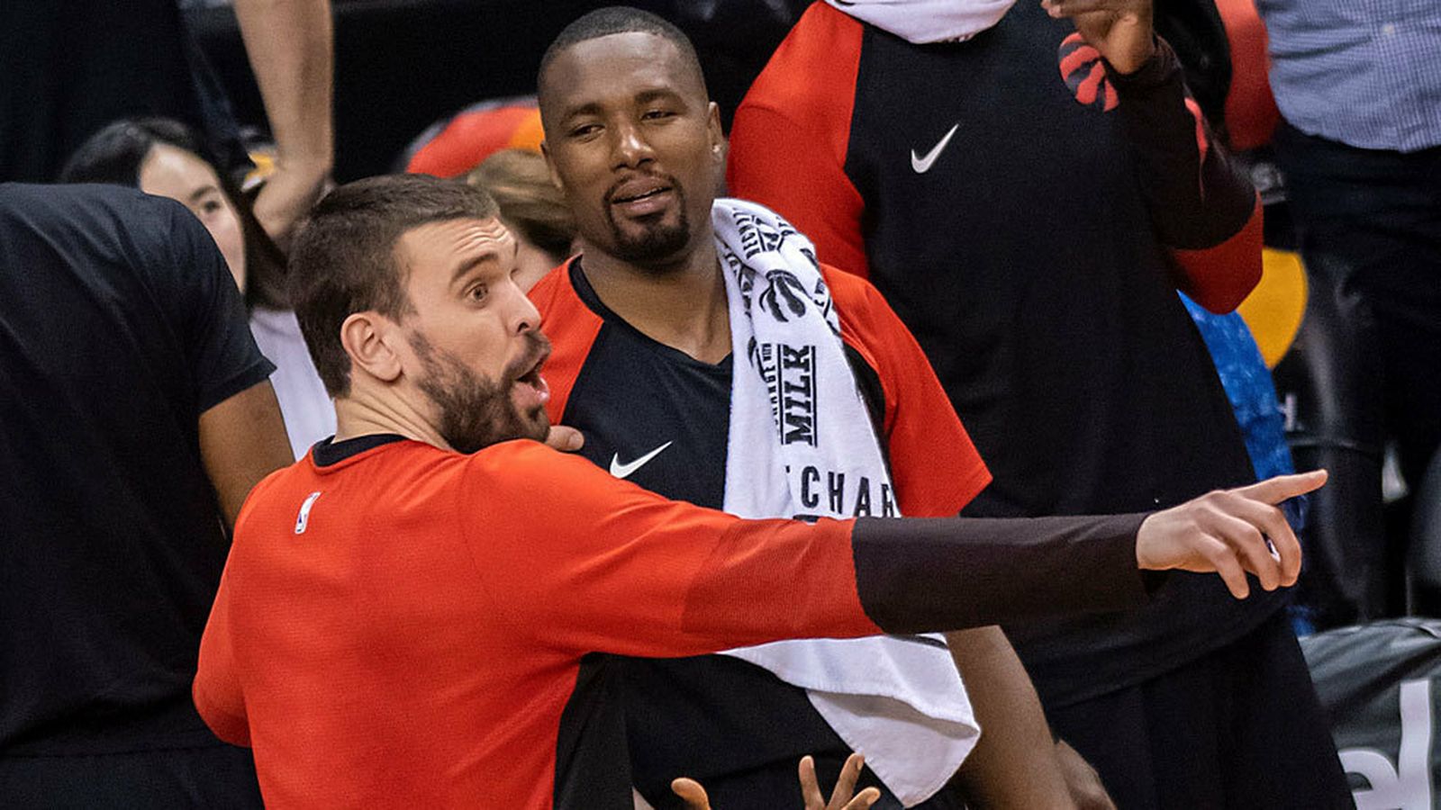 Marc e Ibaka.