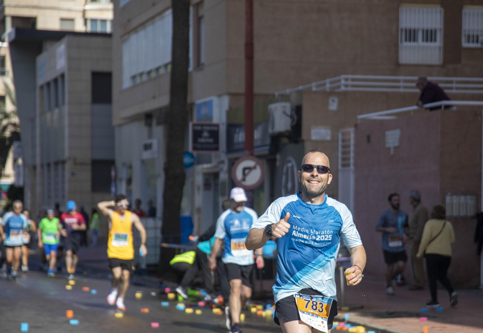 El Medio Maratón de Almería 2025, en imágenes