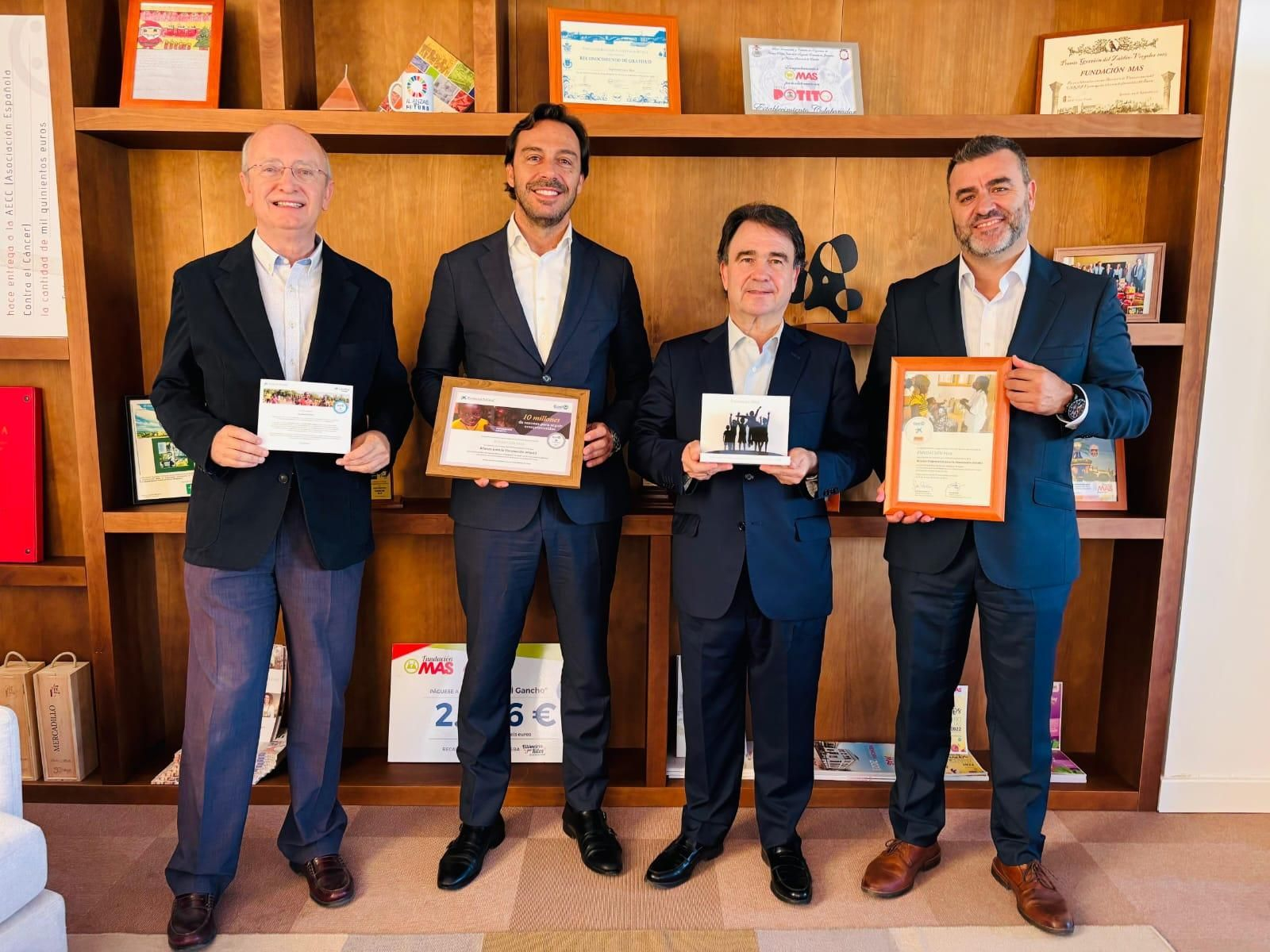 Reconocimiento a la Fundación MAS.