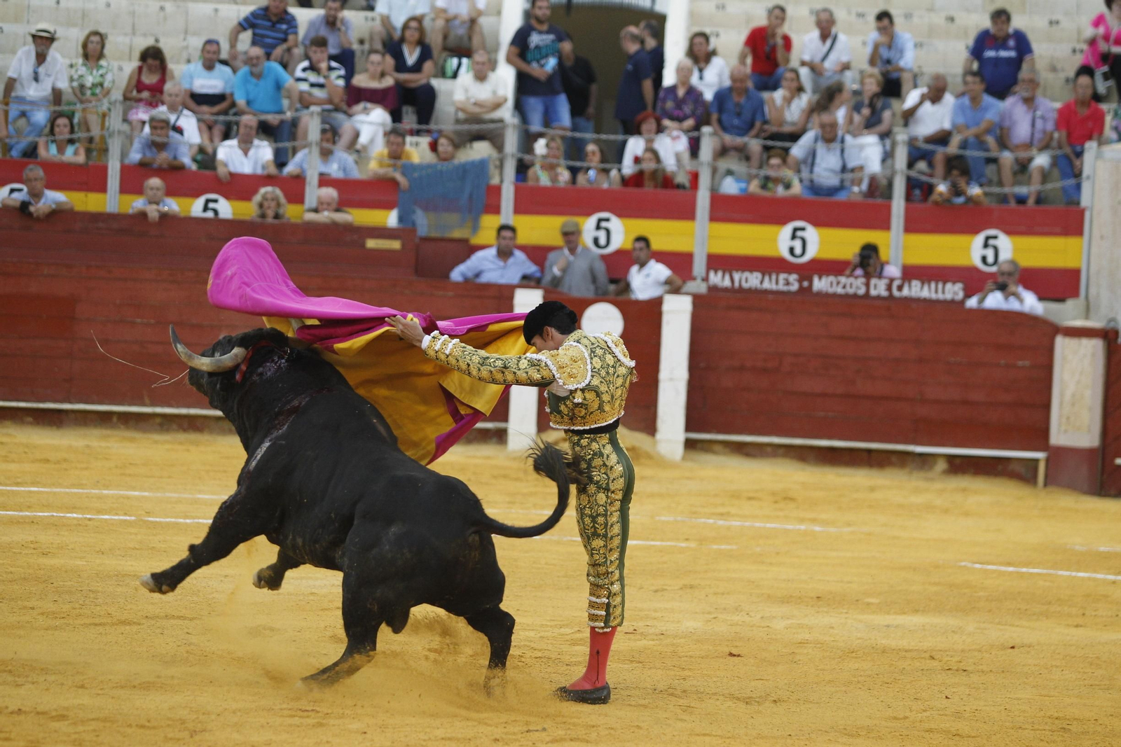 Fotogalería Primera Corrida de Toros. Feria de Almería 2019