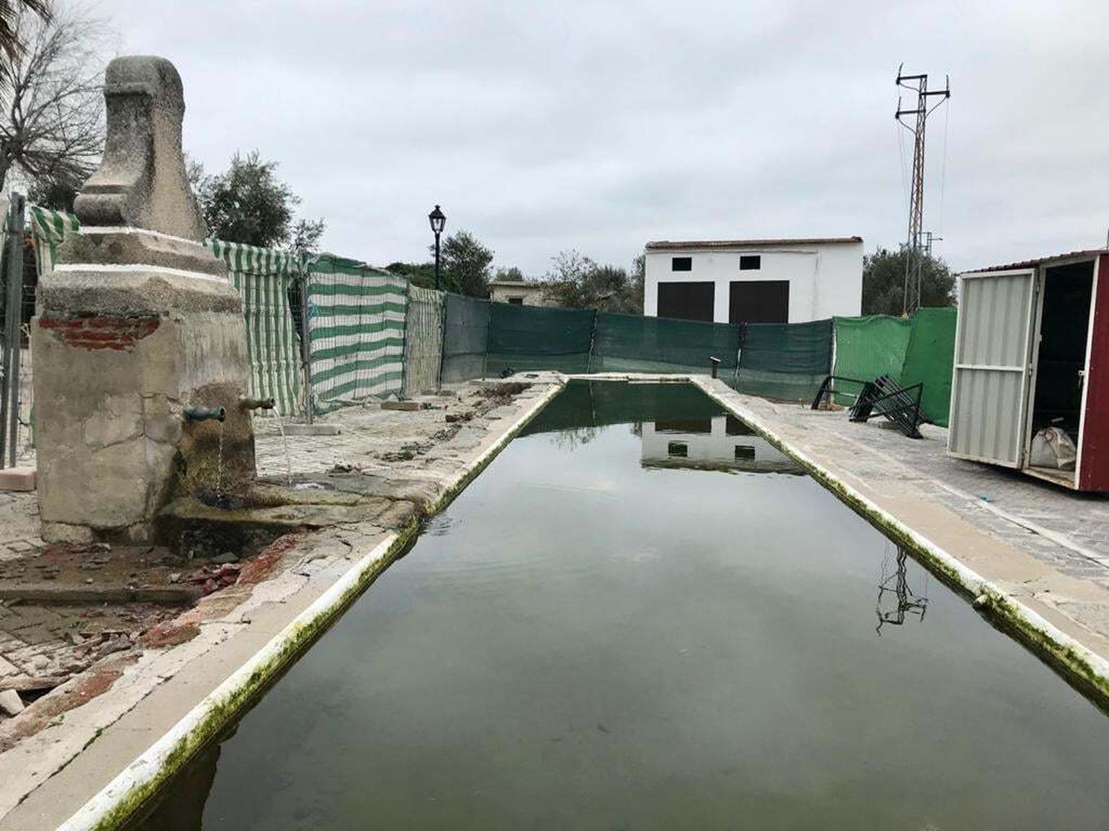 Pilar de Santa Ana en Dos Torres.