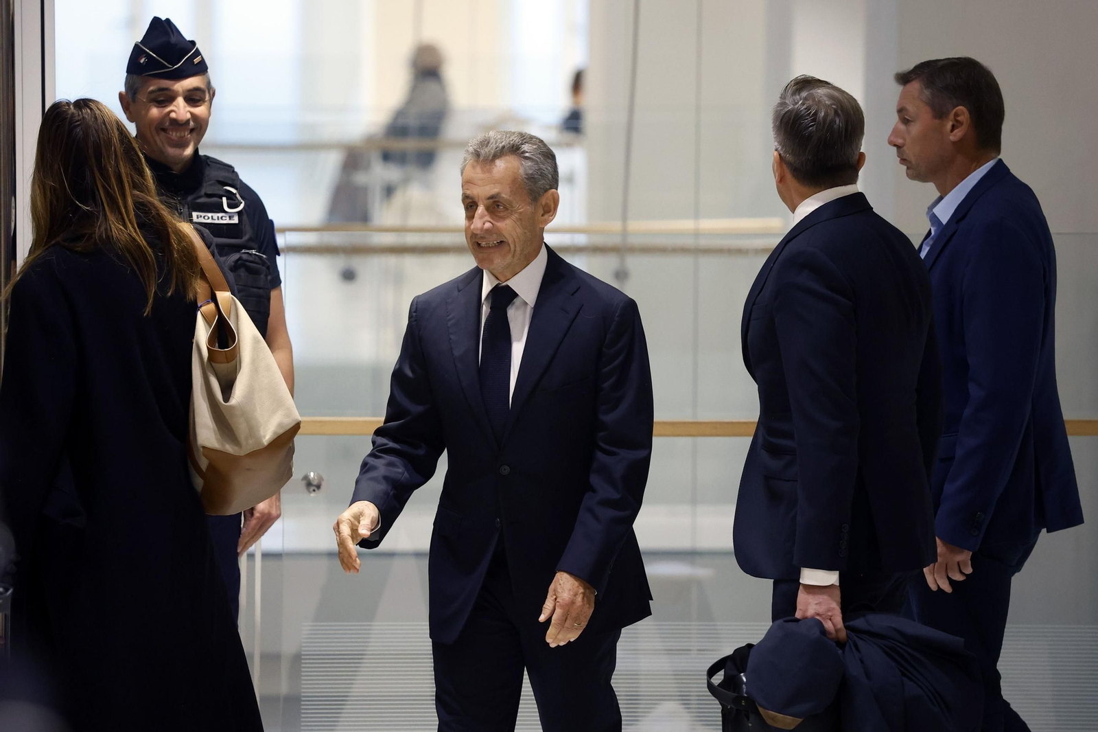 El ex presidente francés Nicolas Sarkozy, a su llegada al tribunal de París.