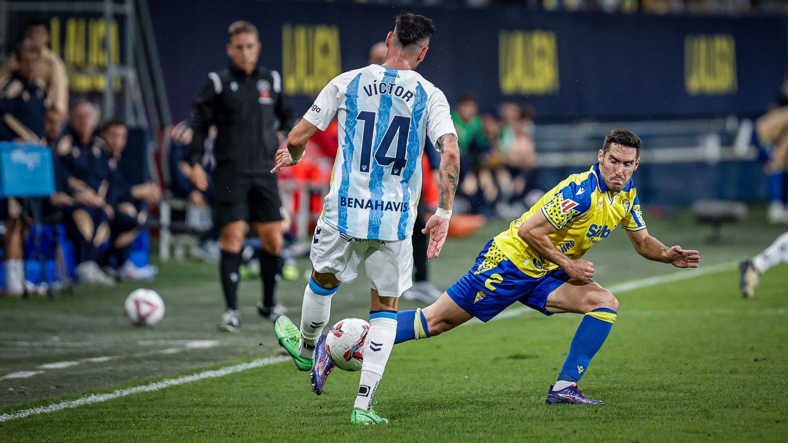 Búscate entre las imágenes del partido de futbol Cádiz CF - Málaga CF