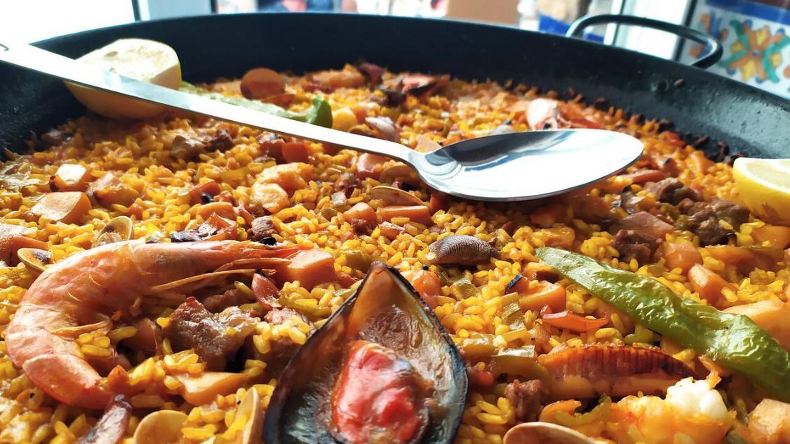 Paella del chiringuito Los Pepes