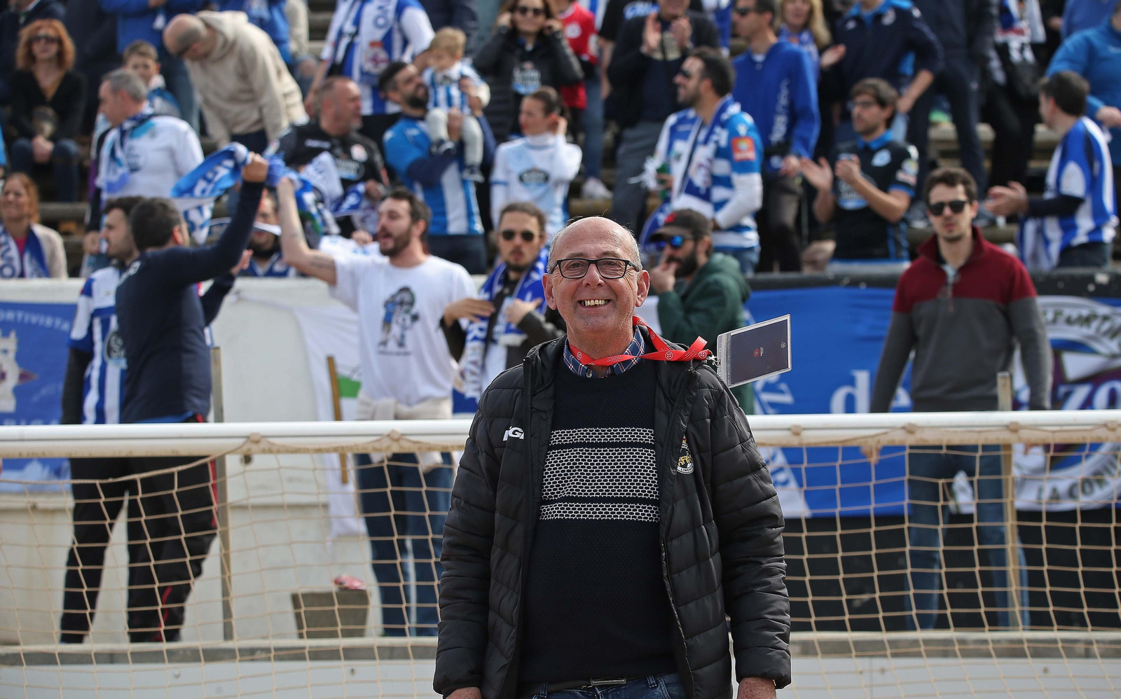 Fotos de la afición durante el Balona - Deportivo de La Coruña en el estadio municipal de La Línea