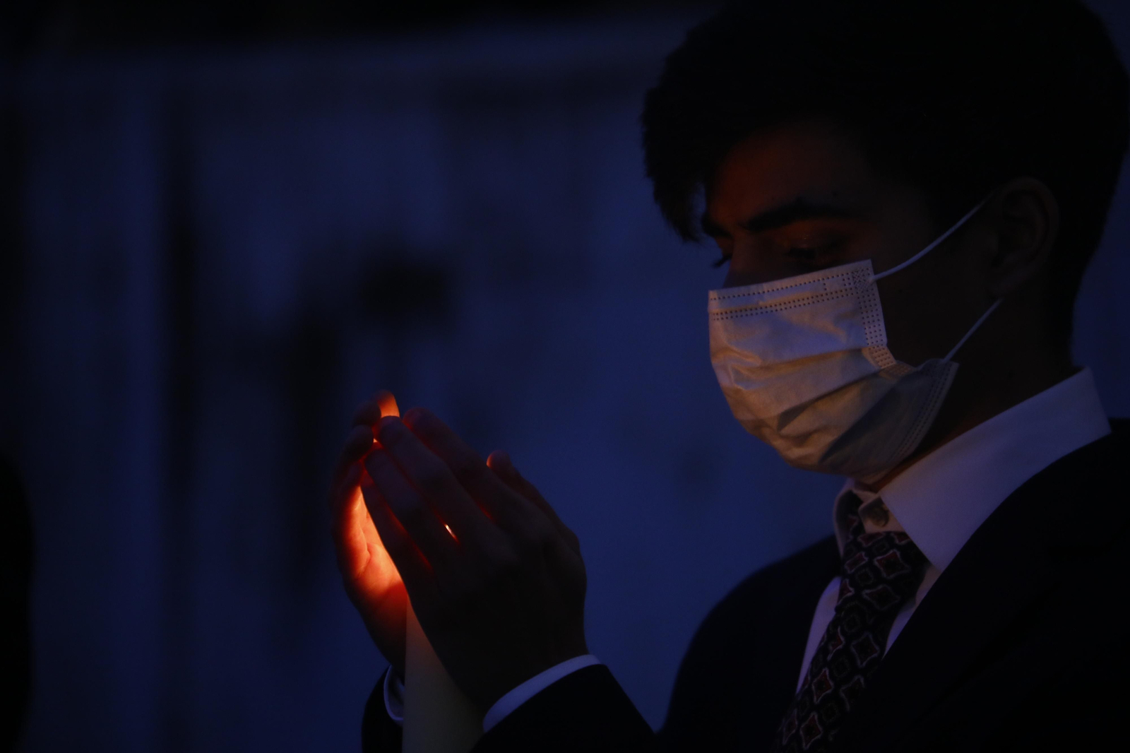 El vía crucis del Señor de la Humildad y Paciencia de Córdoba, en imágenes