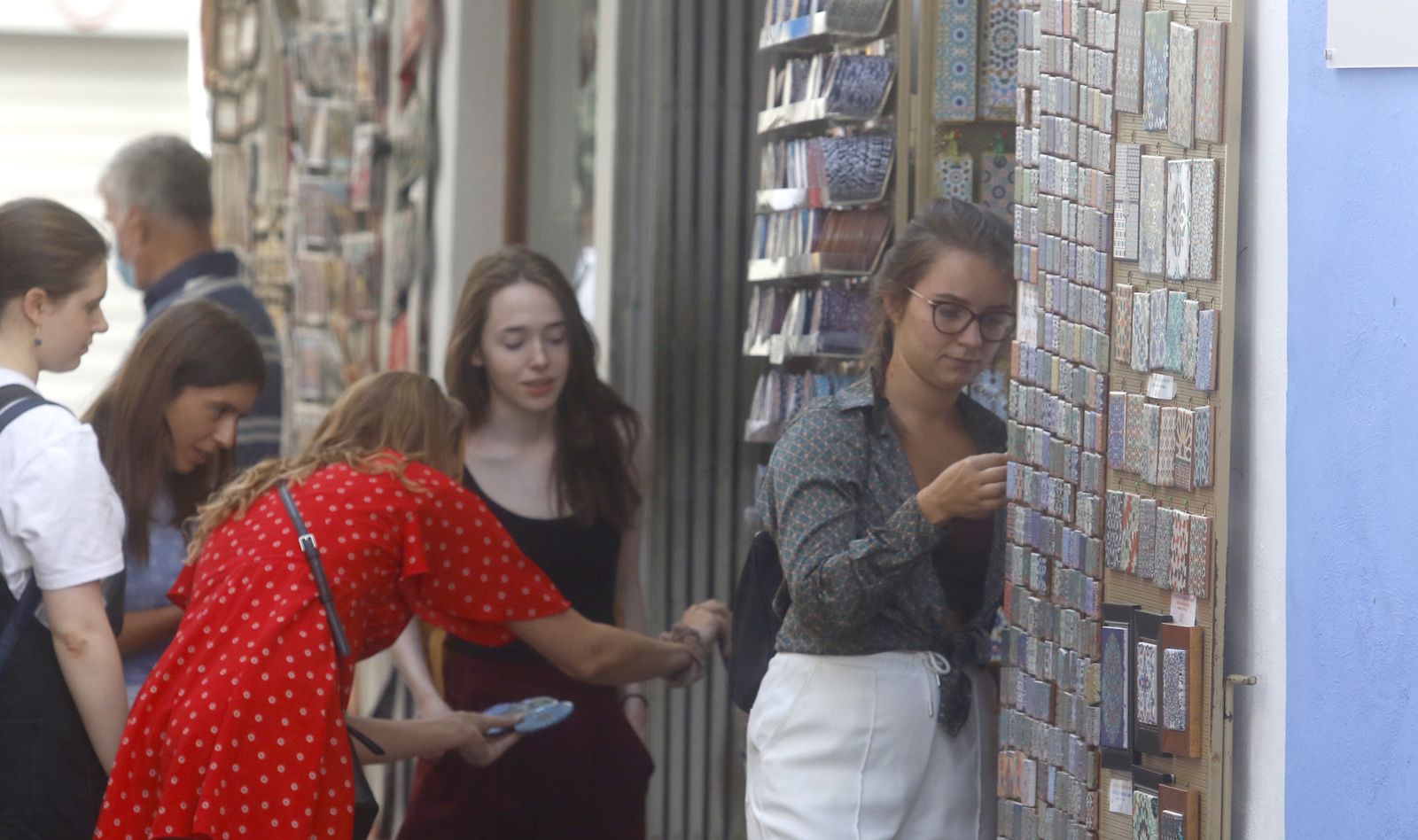 Lleno al completo en Córdoba en el puente del Pilar