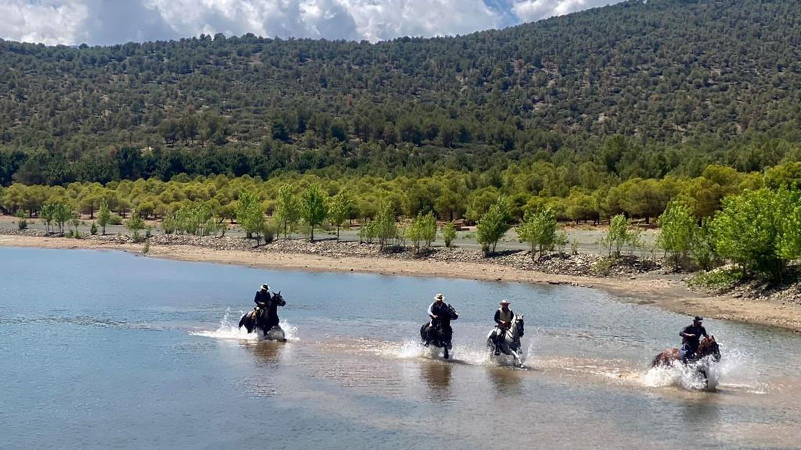 Una de los paisajes que conforman la Ruta Nazarí de Destino Rocío.