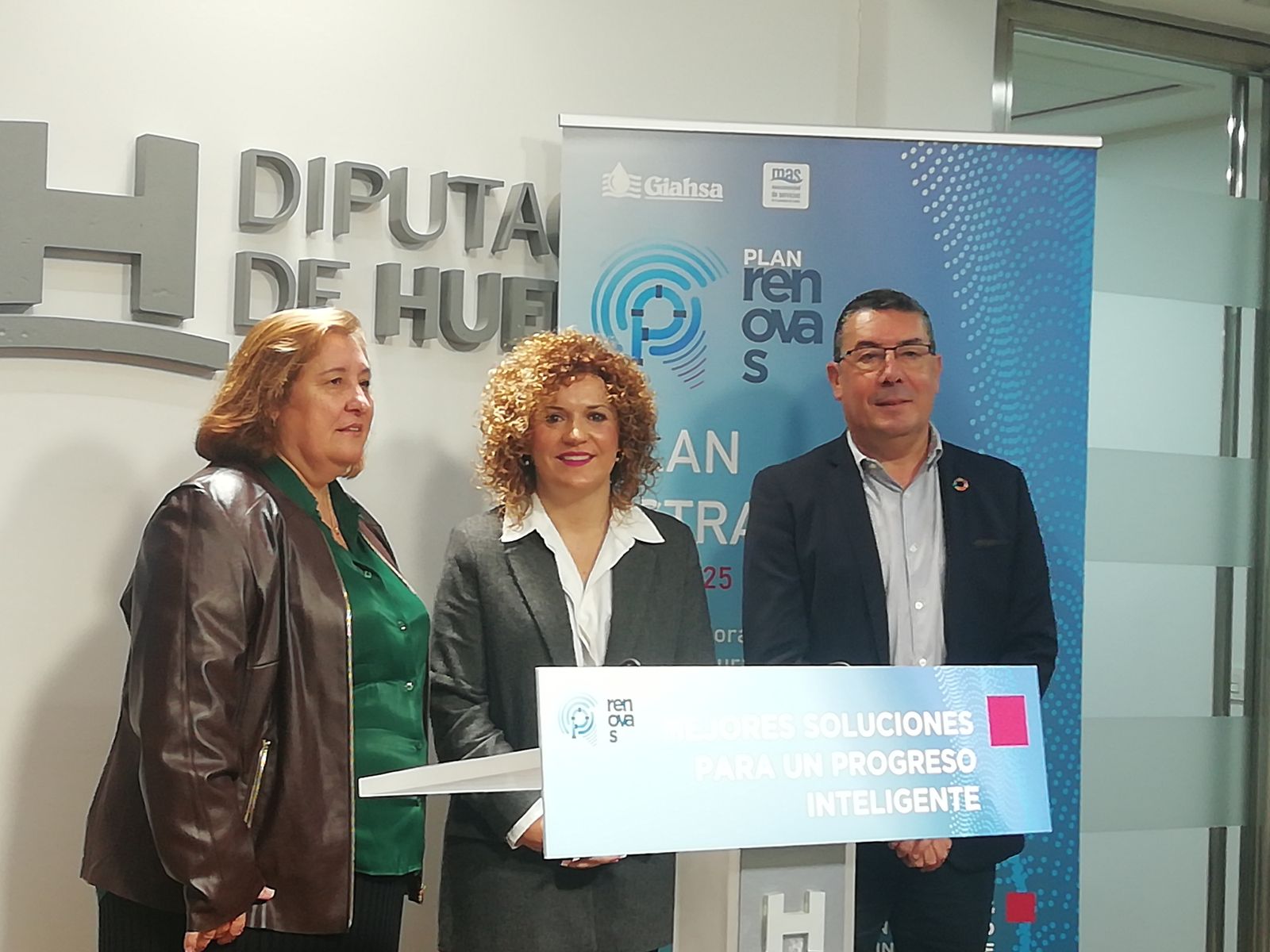 Laura Pichardo, María Eugenia Limón y Manuel Domínguez.