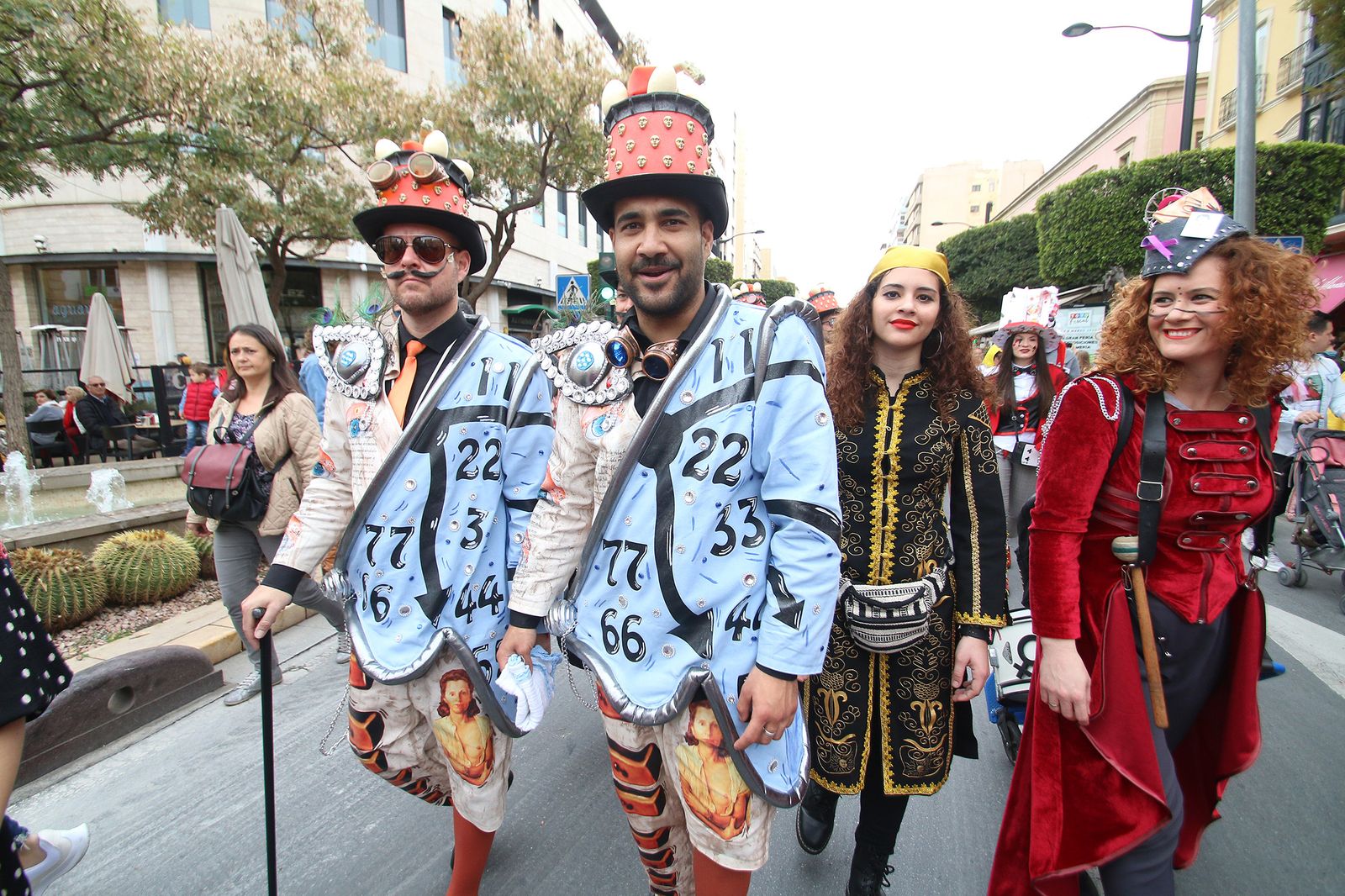 Fotogalería del Entierro de la Sardina. Carnaval Almería 2020
