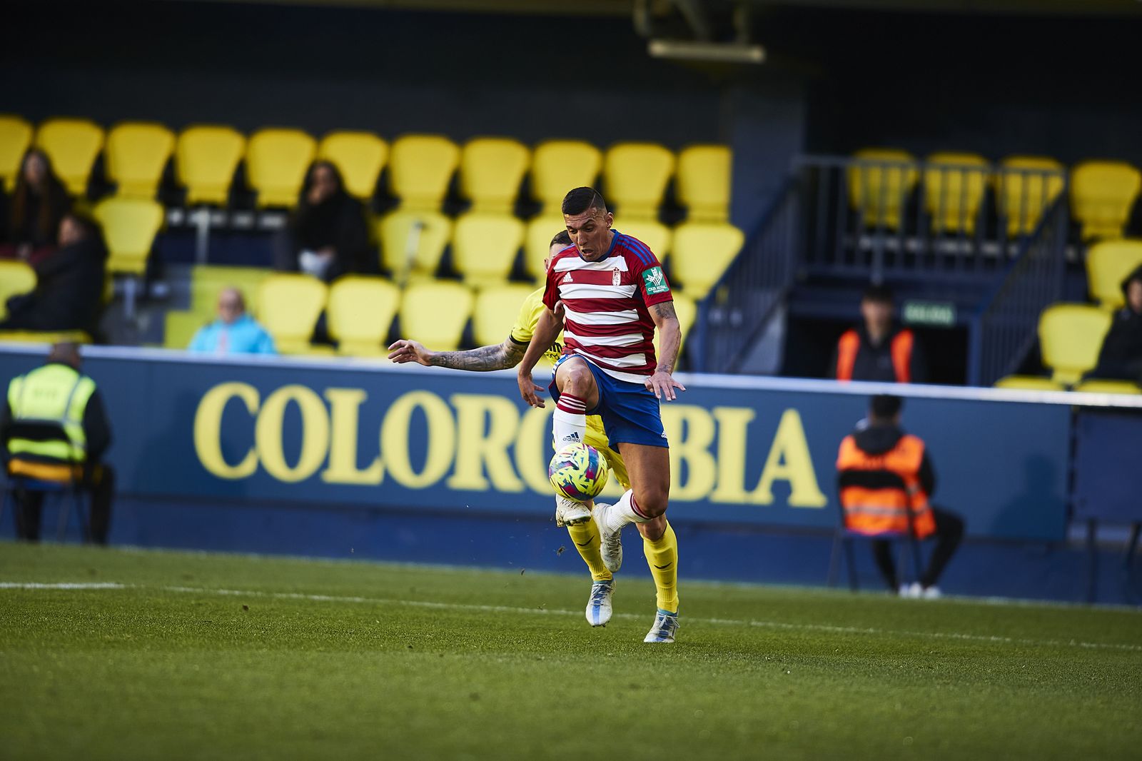 Las mejores imágenes del Villarreal B-Granada CF