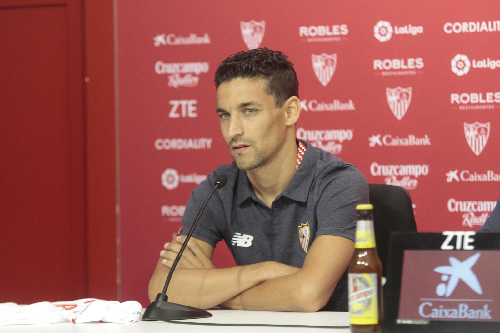 La presentación de Jesús Navas, en imágenes