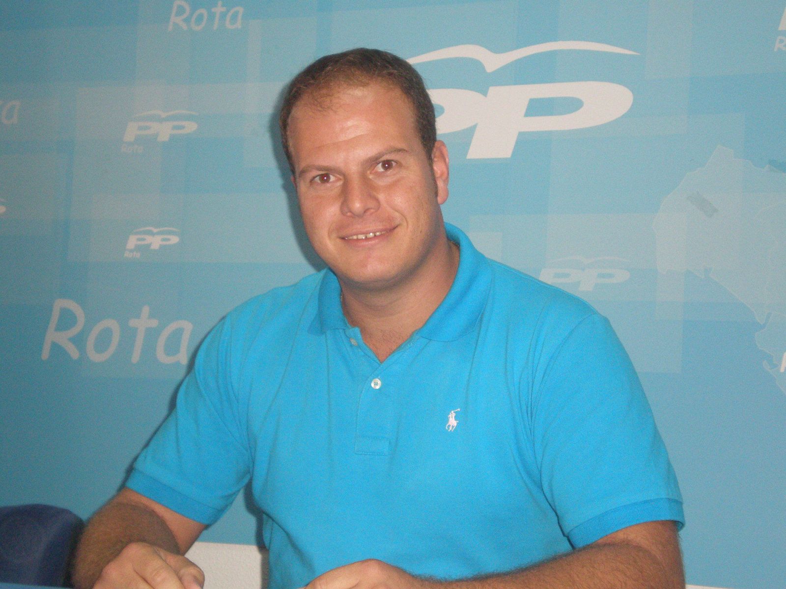 El presidente local del Partido Popular de Rota, Óscar Curtido.