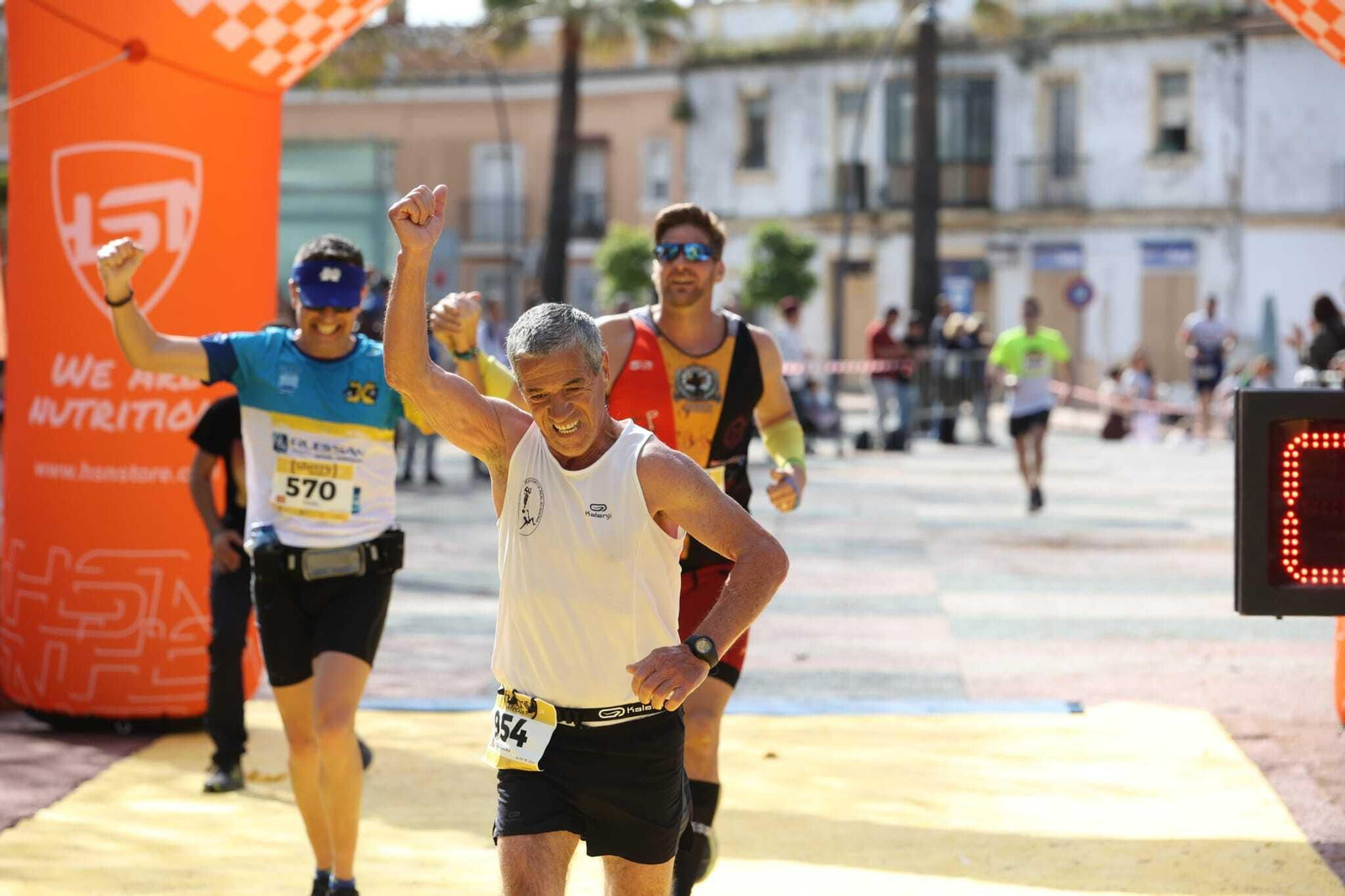 Imágenes de la V Sherry Maratón de Jerez