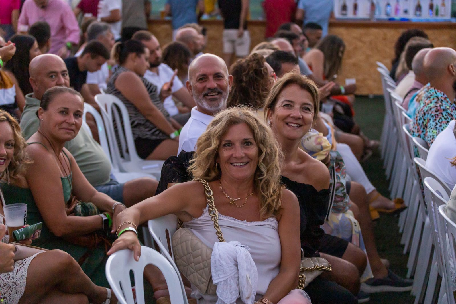 Búscate en el espectáculo del Comandante Lara en el Bahía Sound en San Fernando