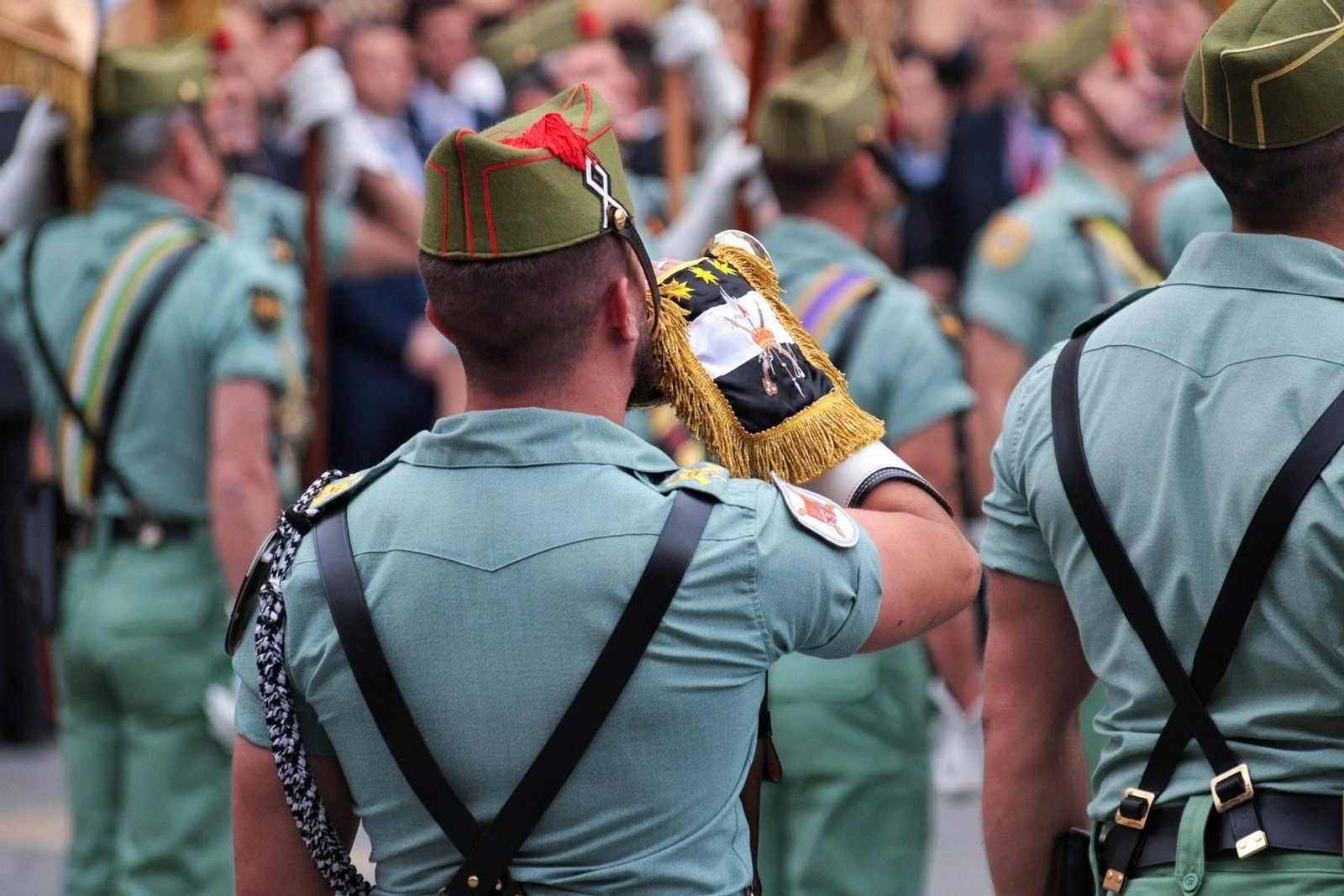 Las fotos de la Legión en el traslado del Cristo de Mena en Málaga este Jueves Santo Las fotos de la Legión en el traslado del Cristo de Mena en Málaga este Jueves Santo