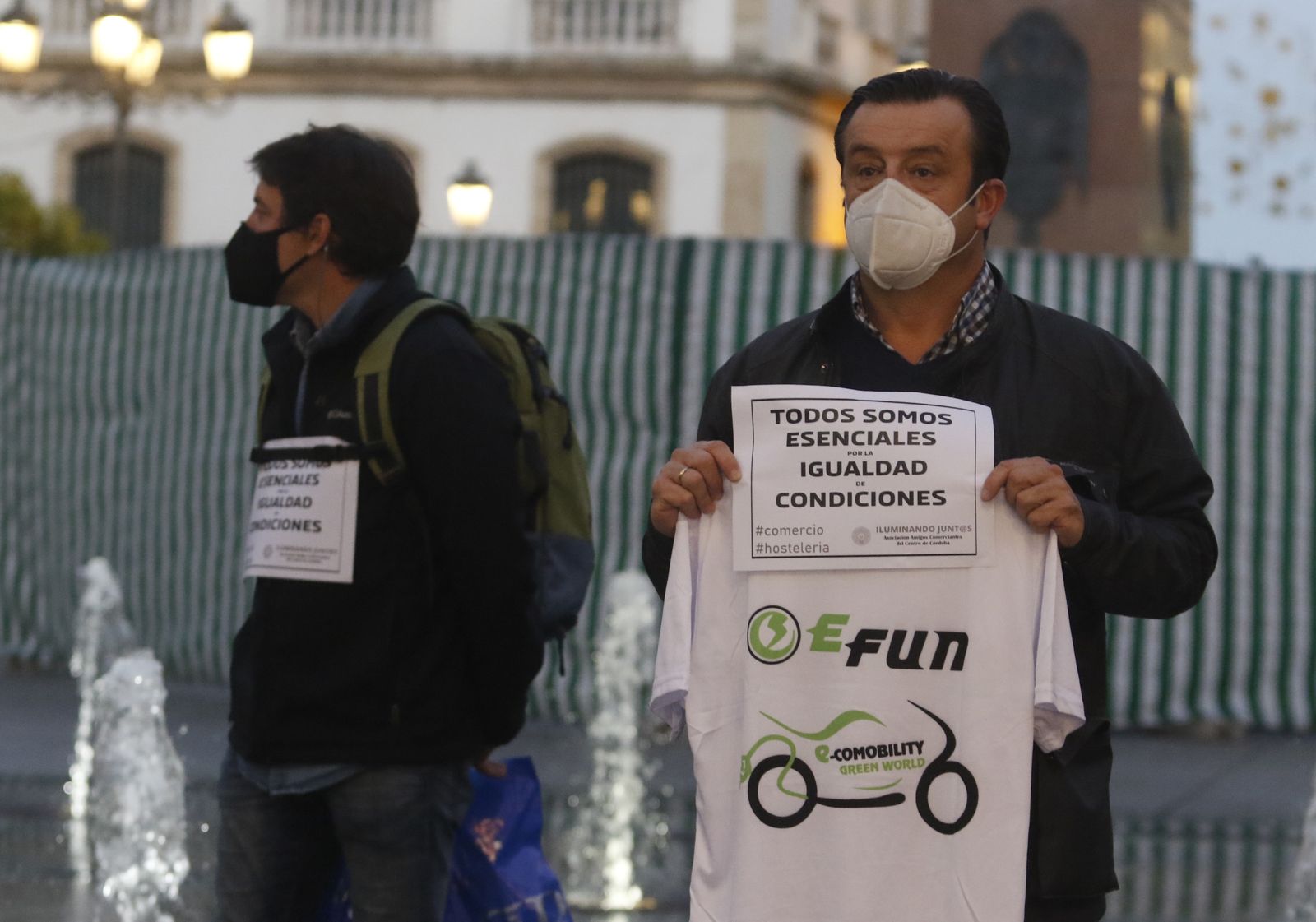 La manifestación de los comerciantes del Centro de Córdoba en fotografías