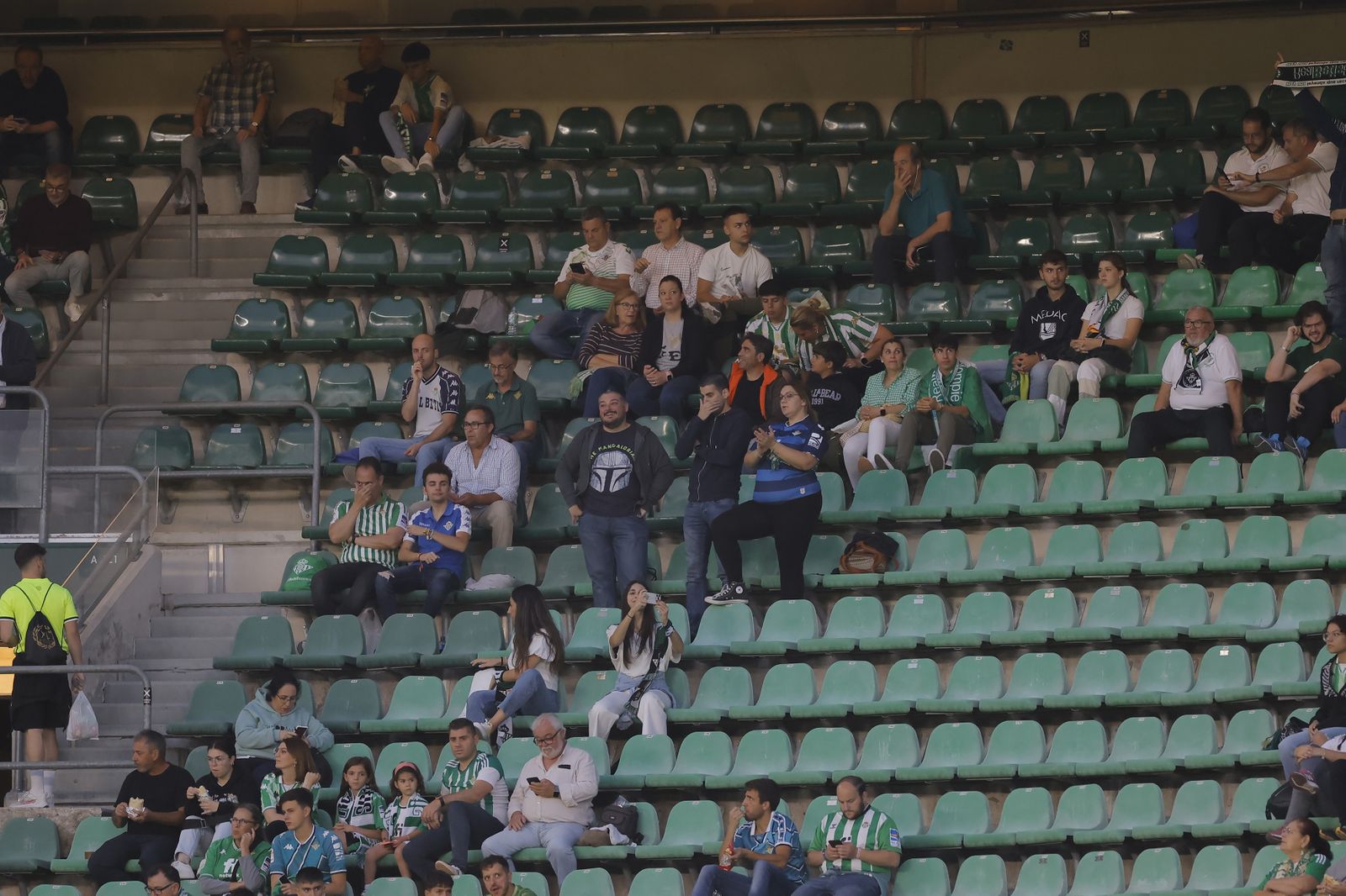 Búscate en las fotos de Betis-Getafe