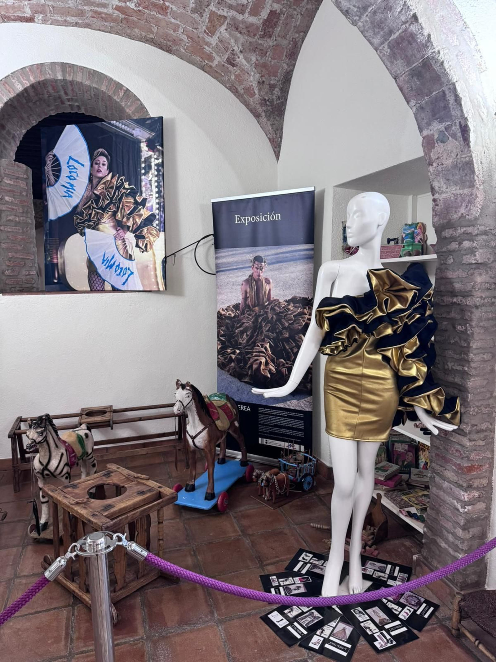 Las mejores fotos de la exposición del diseñador José Perea en Hinojosa del Duque