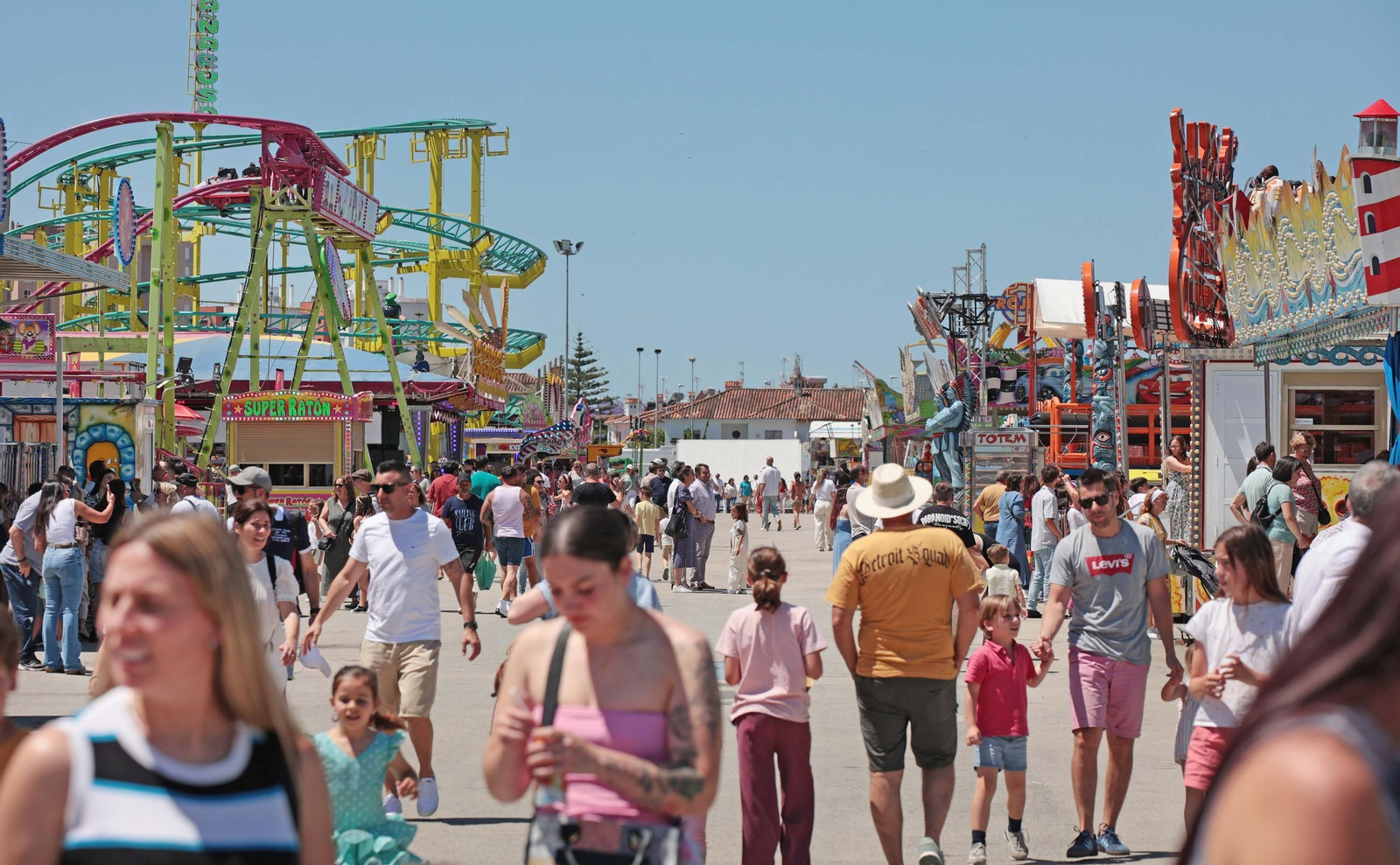 Resaca de la Feria de Jerez, Domingo de recogida y cacharritos