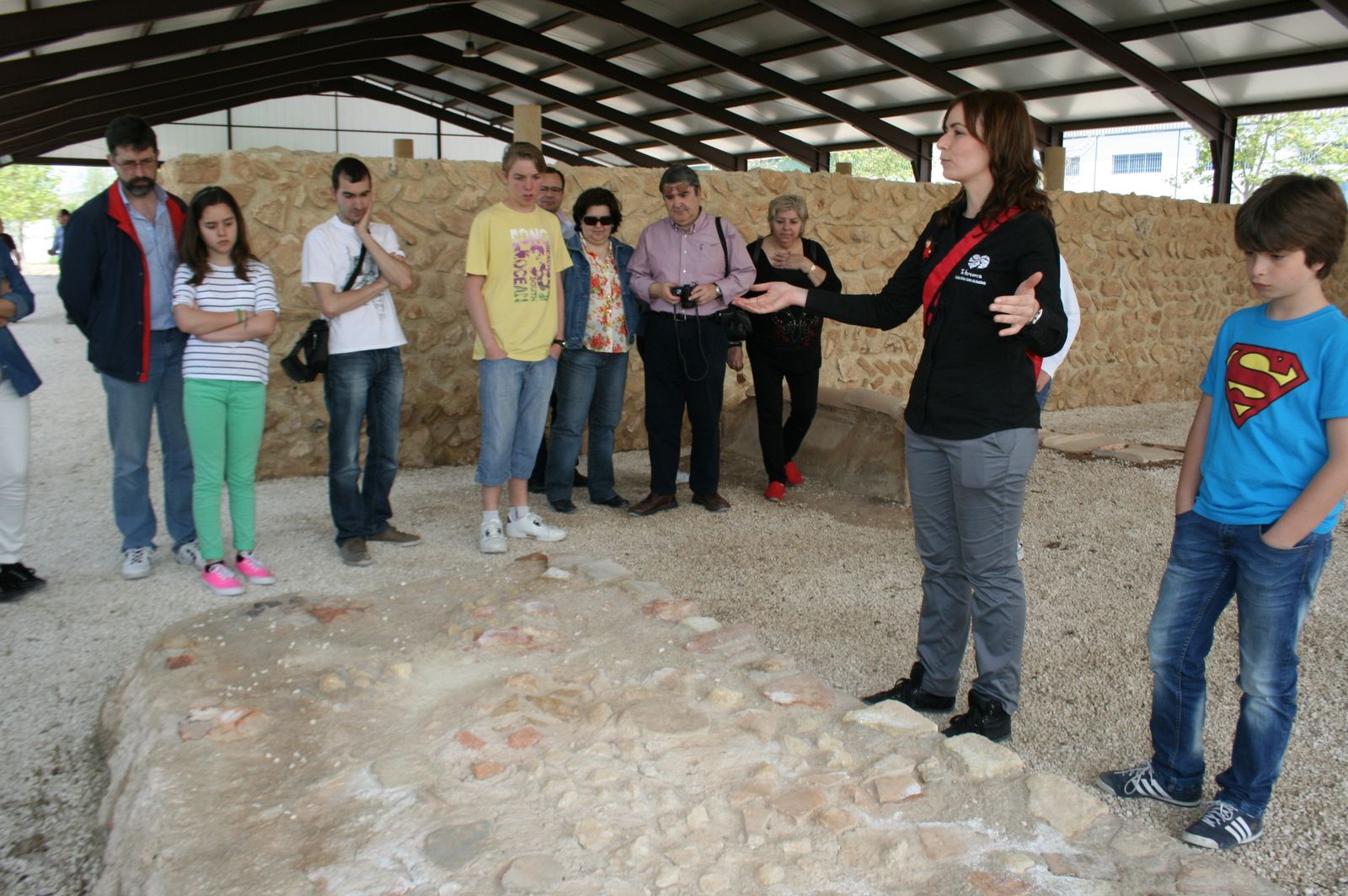 Una visita turística a la Basílica de Coracho de Lucena.