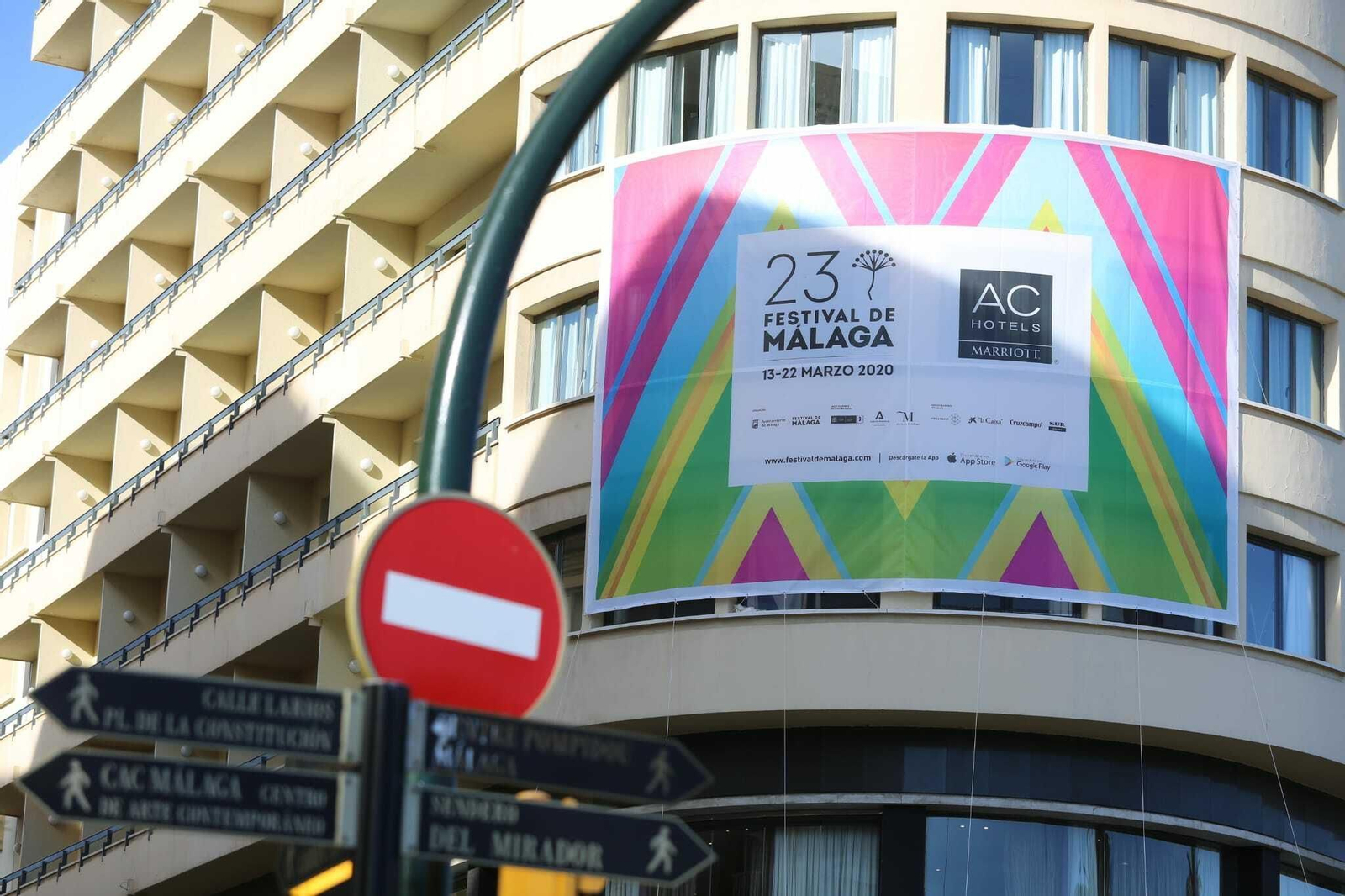 Preparativos del Festival de Cine de Málaga, aplazado por el coronavirus, en fotos