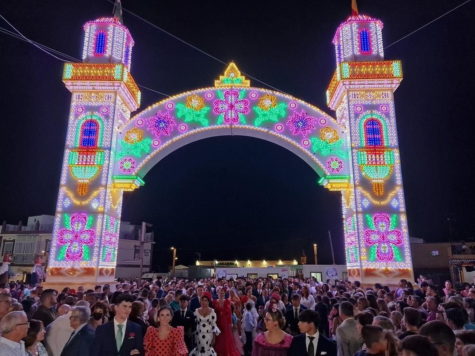 Ambiente tras el encendido del alumbrado en La Palma del Condado