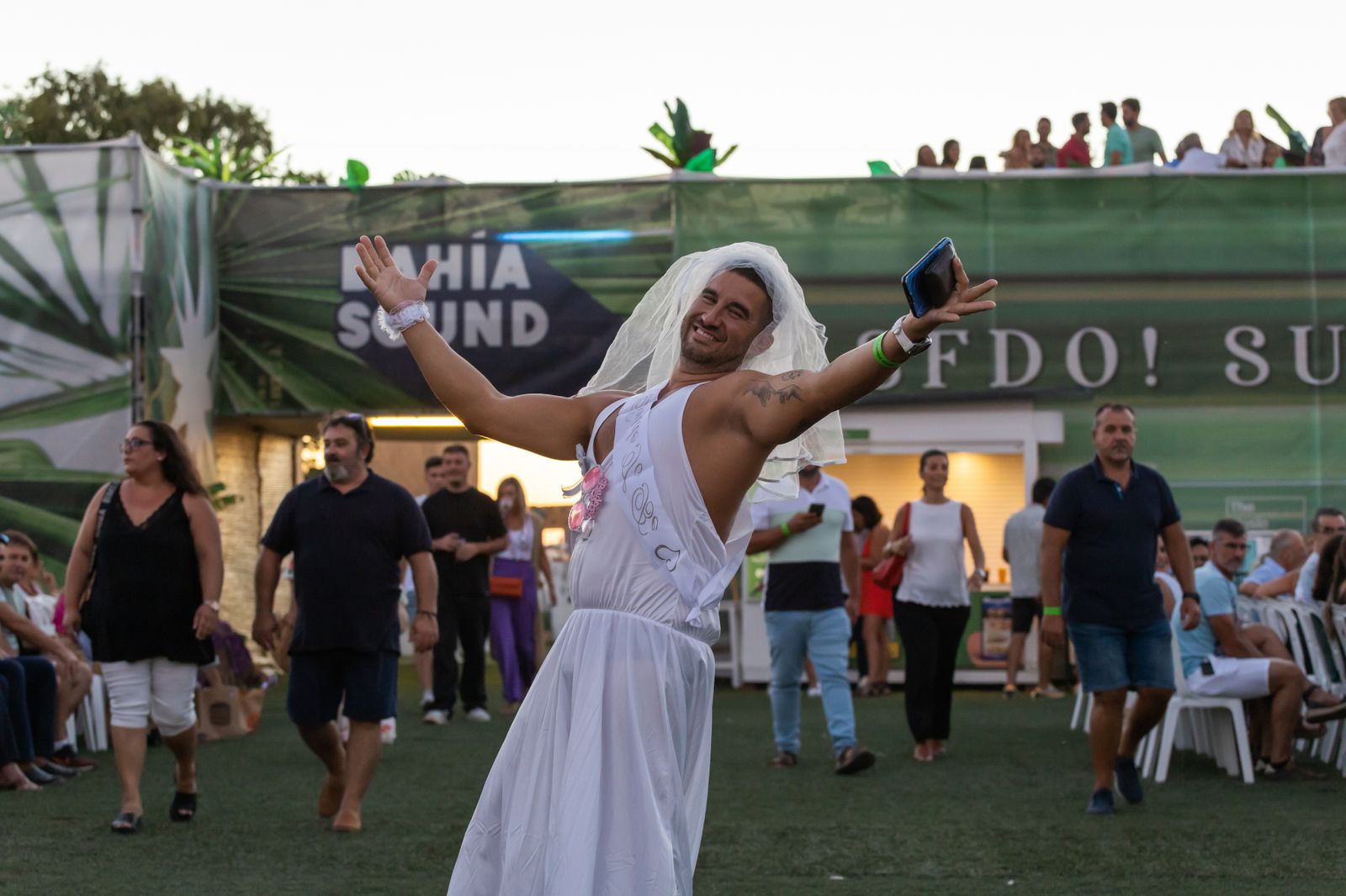 Búscate en el espectáculo del Comandante Lara en el Bahía Sound en San Fernando