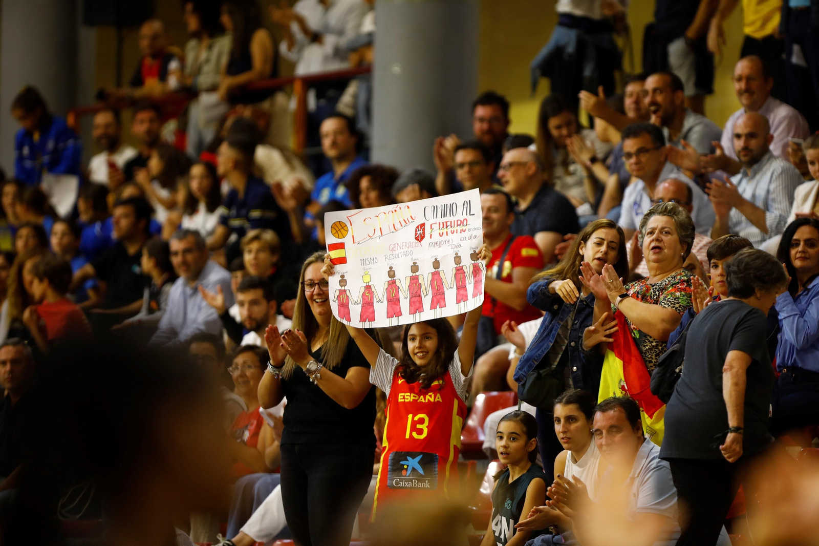 Las mejores fotos del triunfo de la selección española femenina de baloncesto sobre Turquía en Córdoba