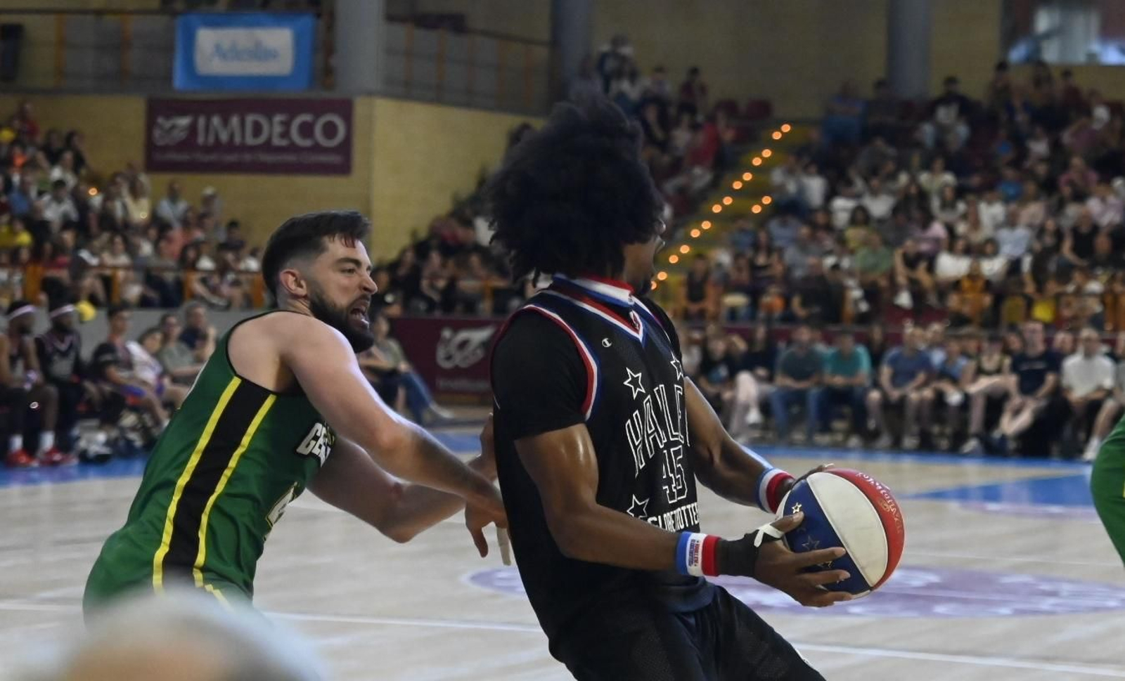 Las mejores fotos del espectáculo de los Harlem Globetrotters en Córdoba