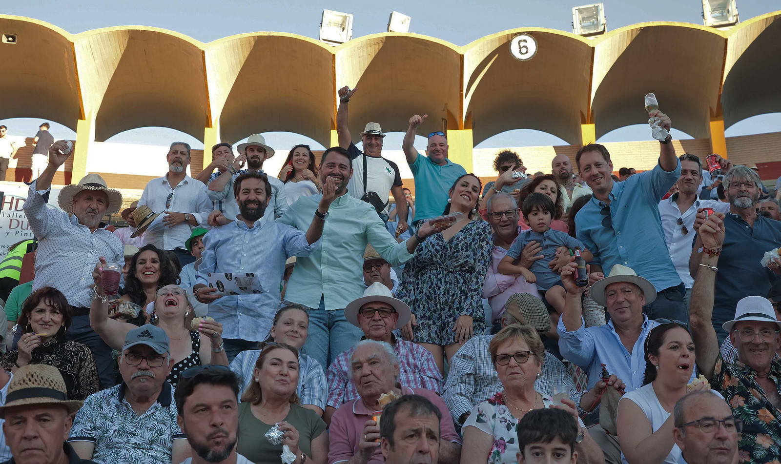 Búscate durante la corrida del sábado en la Feria Real de Algeciras 2024