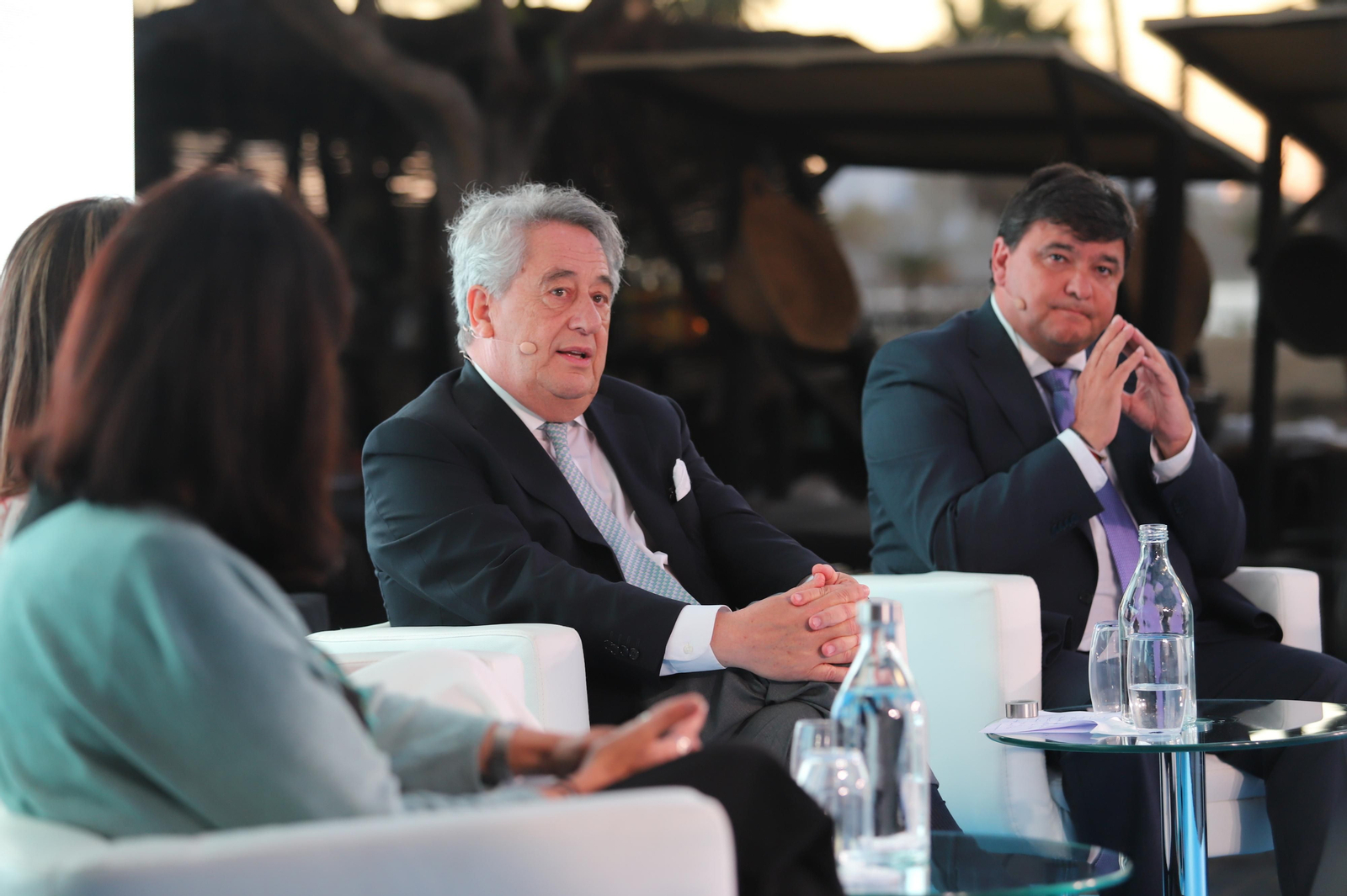 Imágenes de la mesa redonda del X aniversario de la Fundación Atlantic Copper