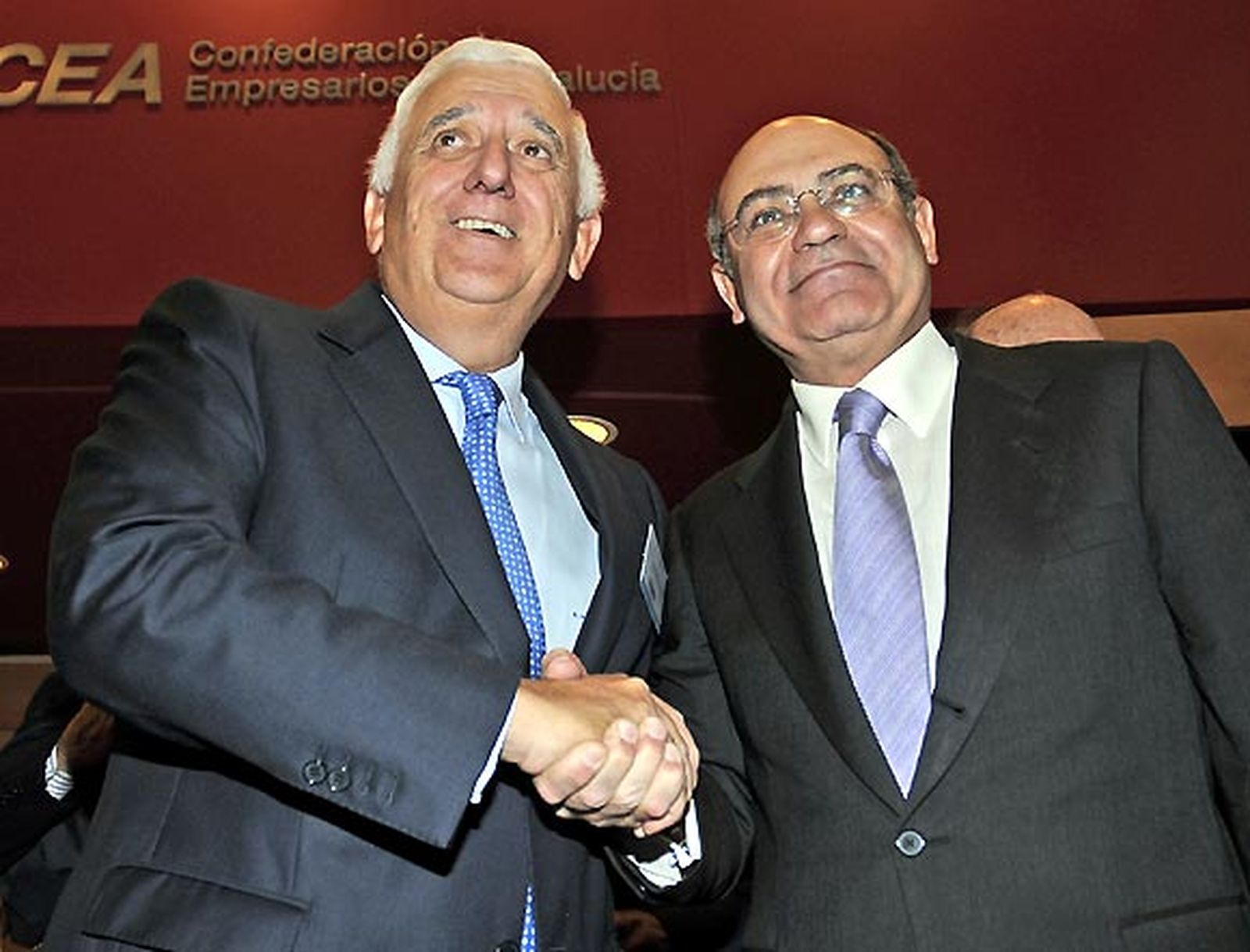 Herrero garantiza a la CEOE su lealtad tras ser reelegido presidente de la CEA