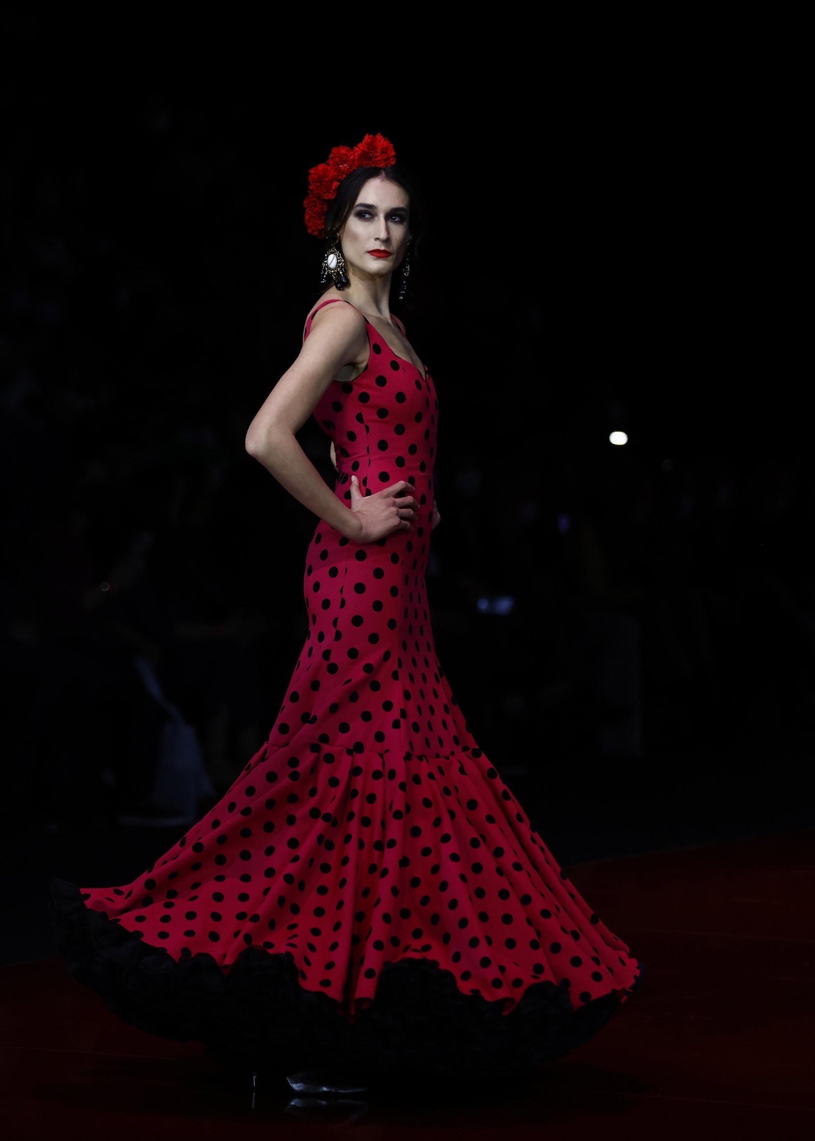 El desfile de Alejandro Santizo en SIMOF 2022, todas las fotos