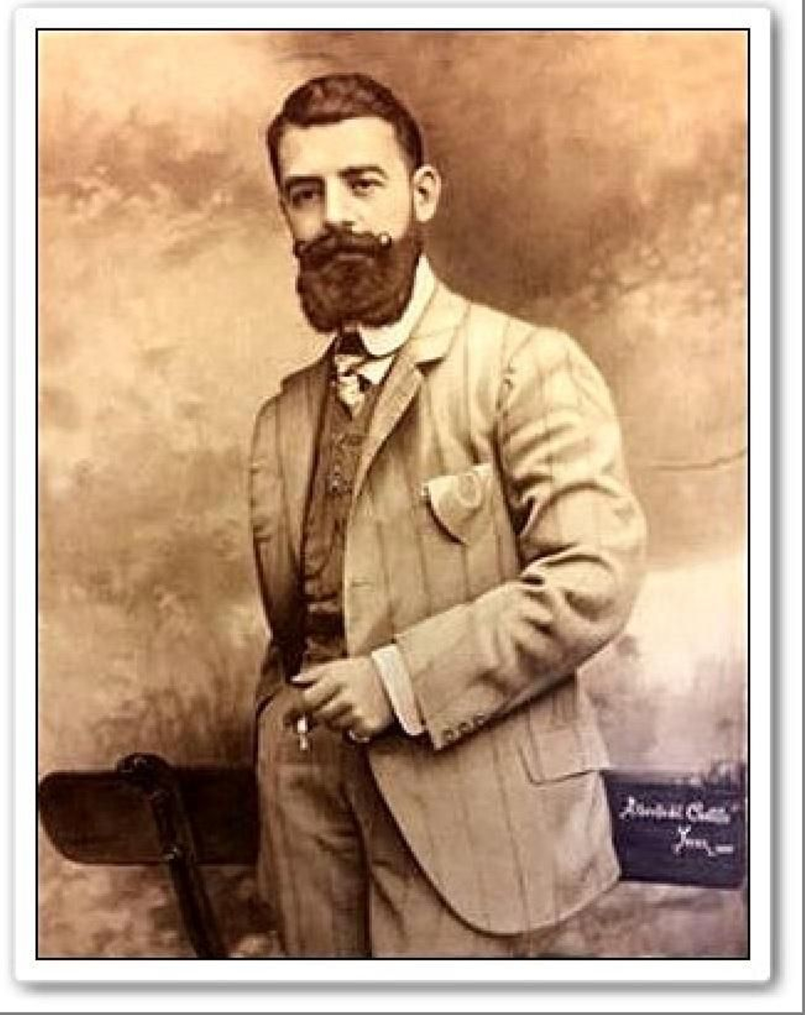 Alberto del Castillo Garcés. Alberto del Castillo Garcés.