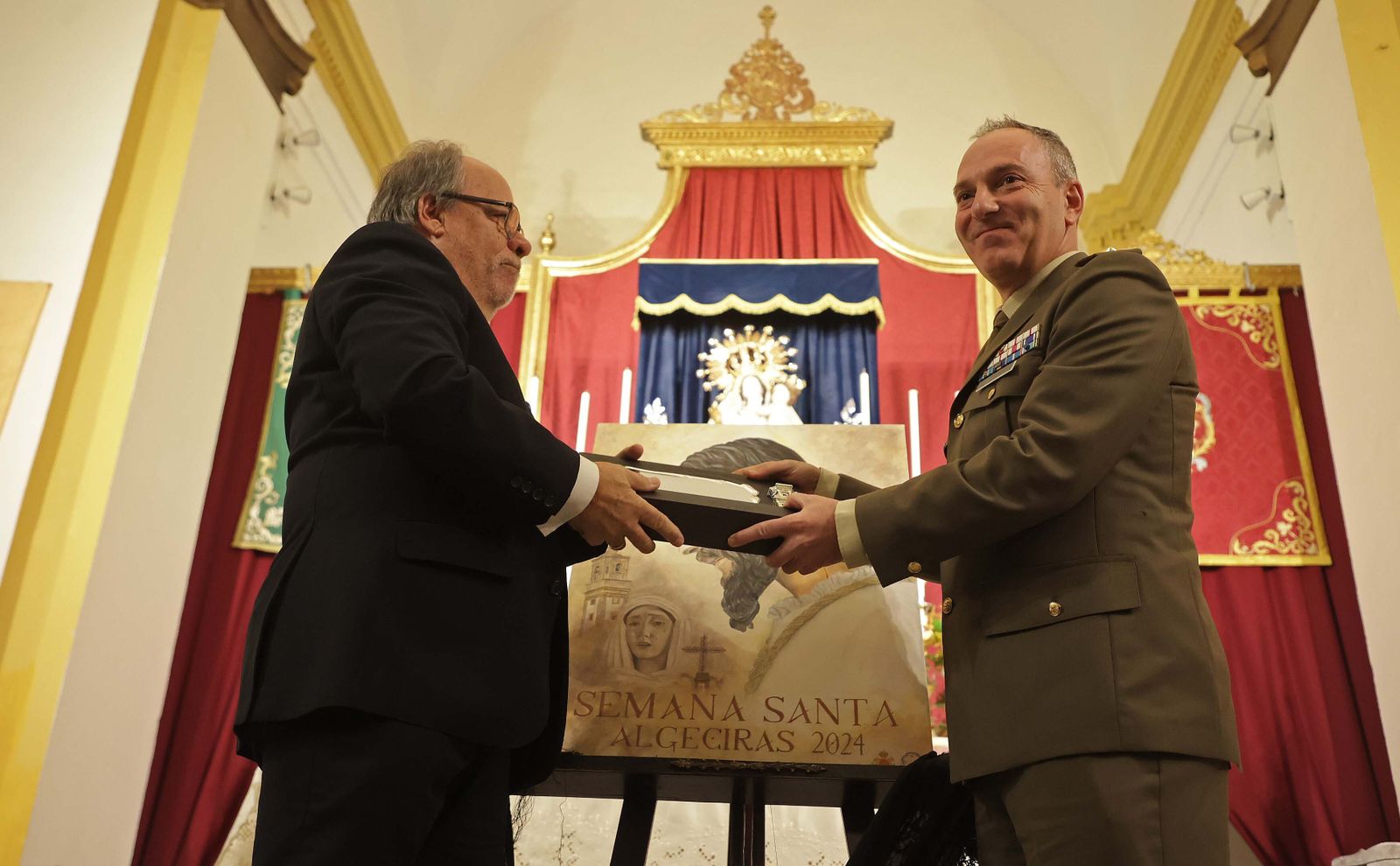 La presentación del cartel de la Semana Santa de Algeciras 2024, en imágenes