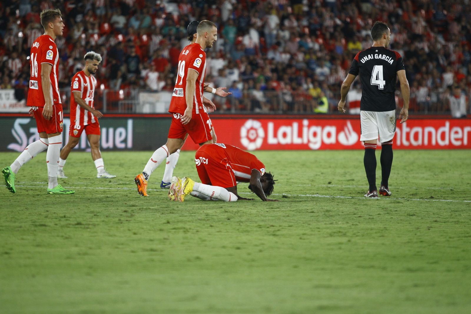 Imágenes del partido U.D. Almería-C.A. Osasuna