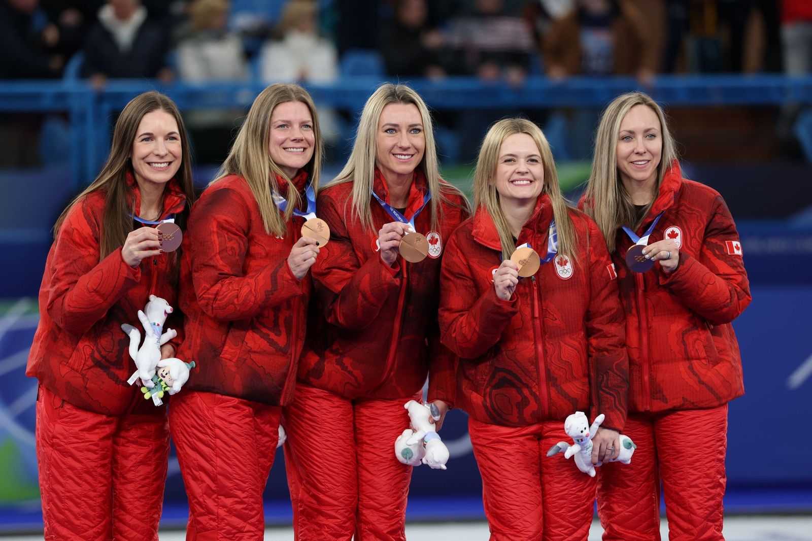 Las mejores fotos de los Juegos Olímpicos de invierno Milán Cortina d'Ampezzo 2026 | Ceremonia de clausura y jornada 17 y última