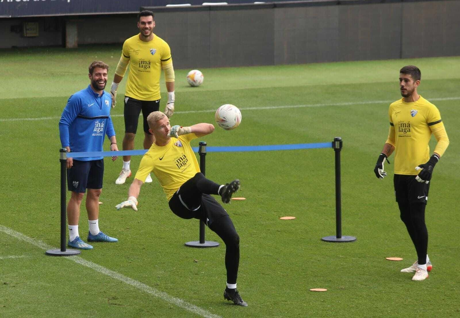 Galería: El Málaga CF ultima detalles antes de ir a Las Palmas