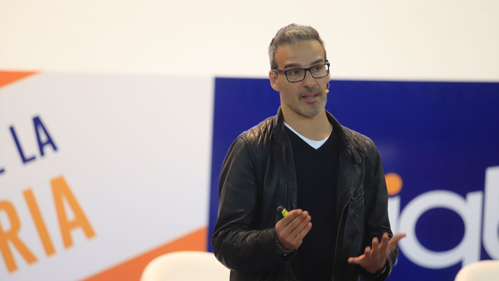 David Calle fue elegido como uno de los mejores diez profesores del mundo.