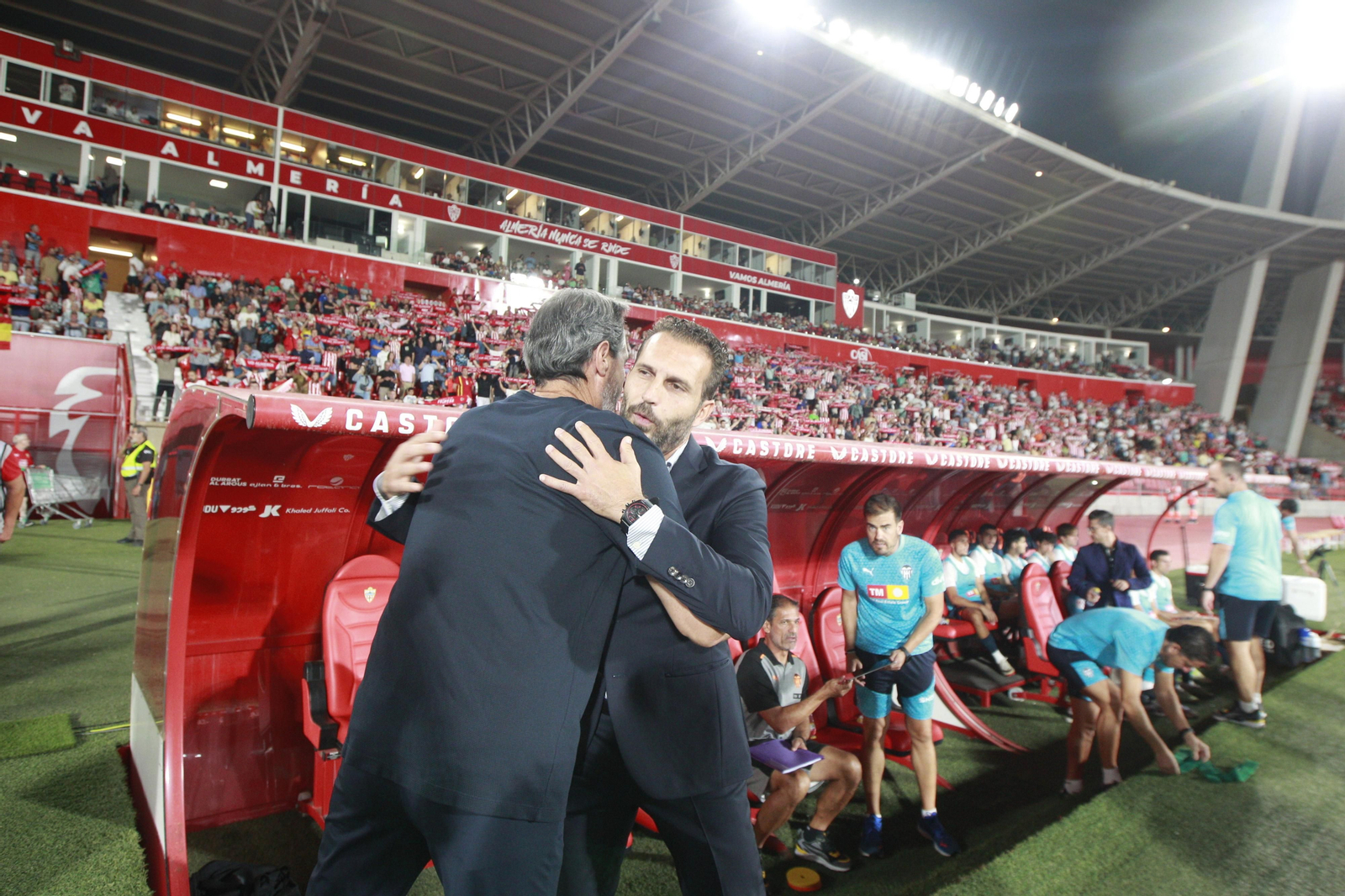 Imágenes del partido de La Liga Ea Sports U.D. Almería-Valencia C.F.